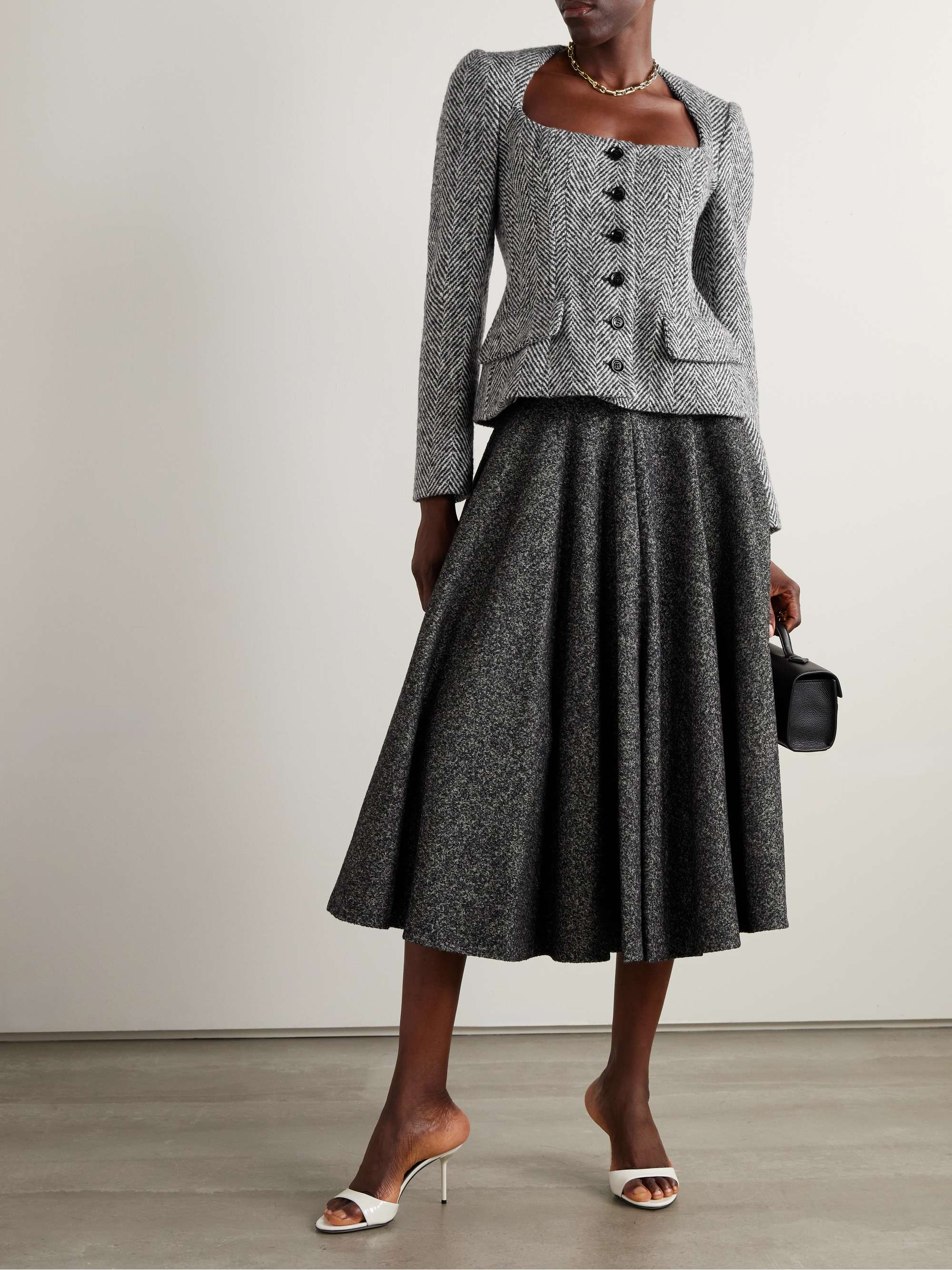 しなぼんページ2WAY HERRINGBONE JACKET DRESS しなぼんページ2WAY HERRINGBONE JACKET DRESS ?preset=lg