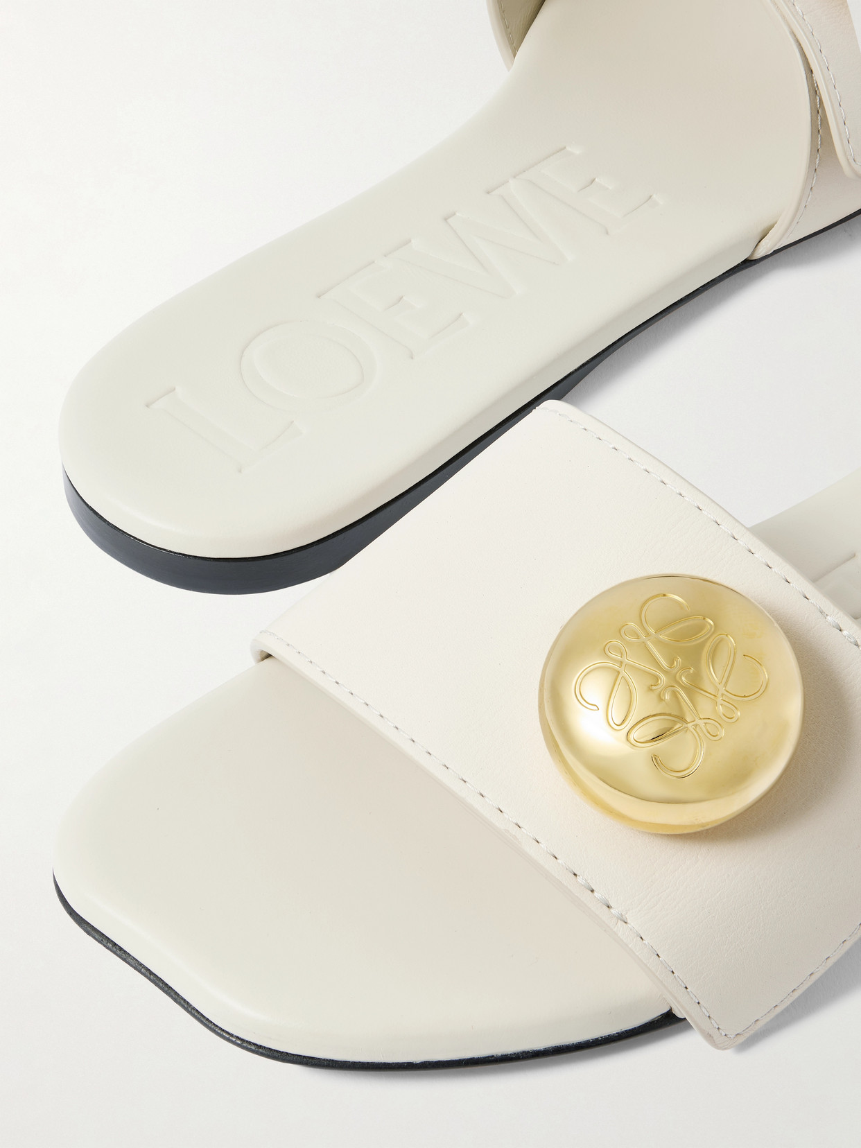 Loewe Pebble Leather Slides Gold-tone Embellishment In White