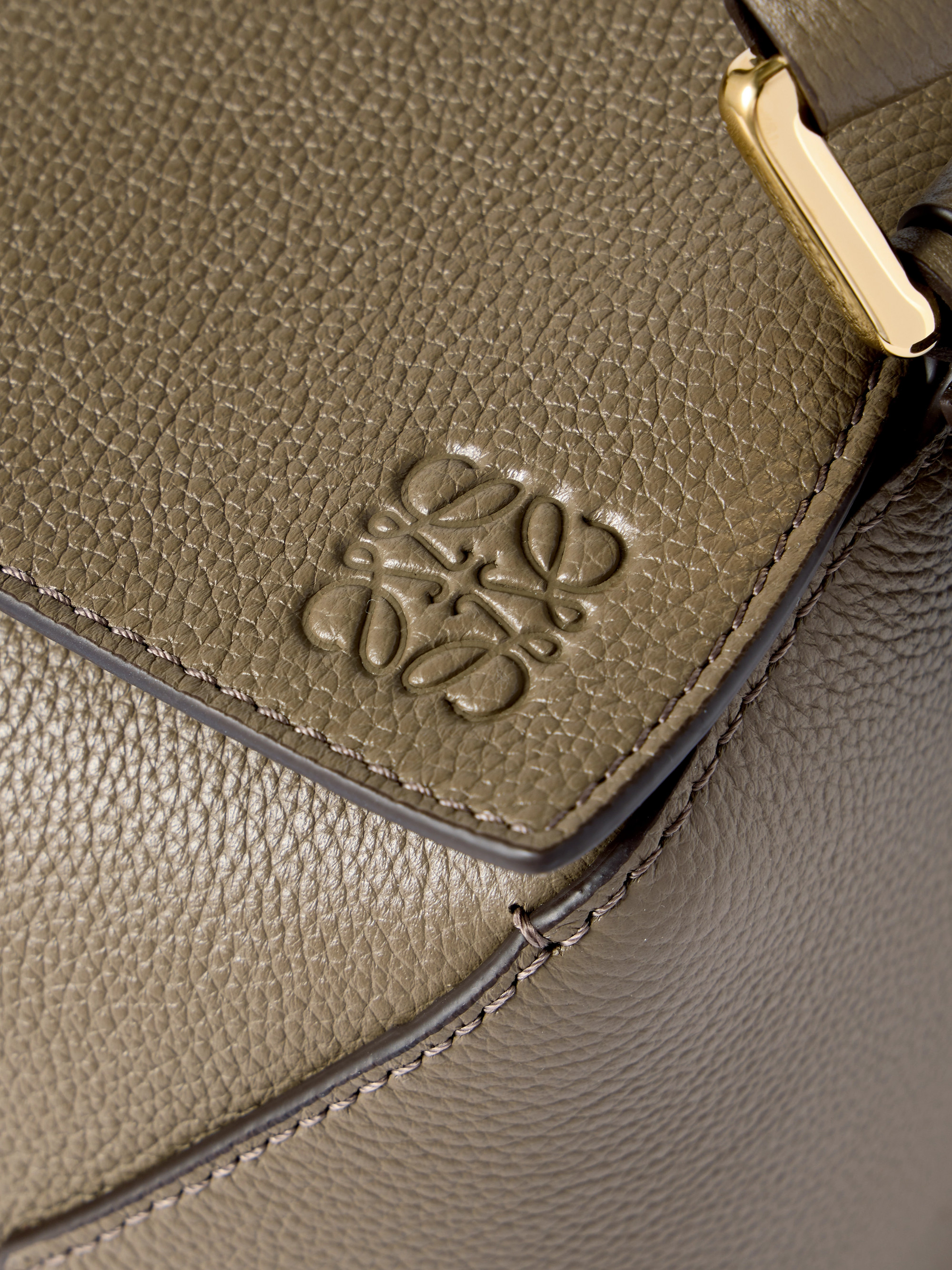 Loewe Puzzle Edge small textured-leather shoulder bag