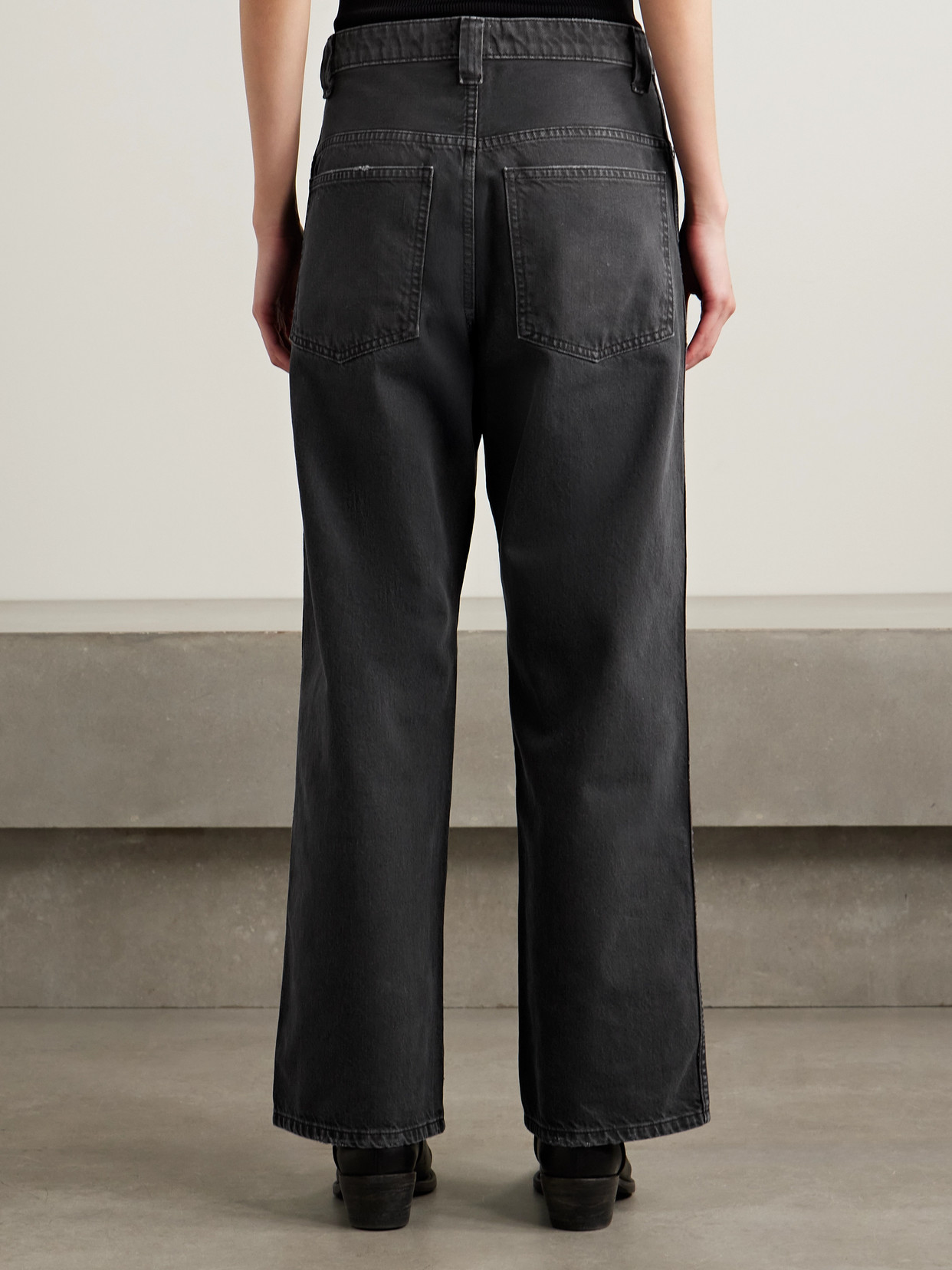 Khaite Bacall Low Rise Straight Jeans In Black
