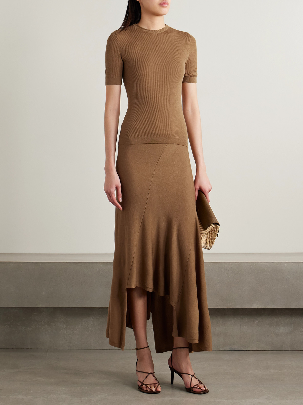 Khaite Celina Ribbed Wool-blend Top In Brown