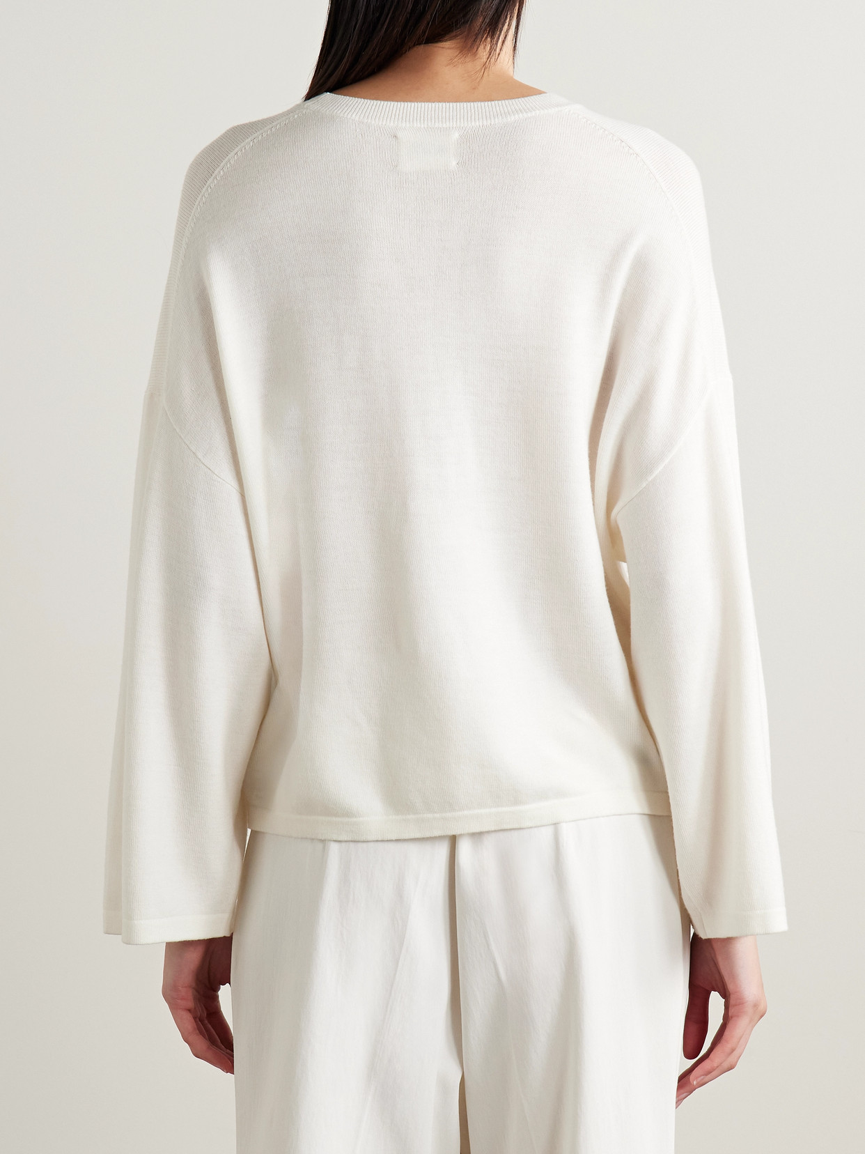 Khaite Darcy Merino Wool Sweater In White