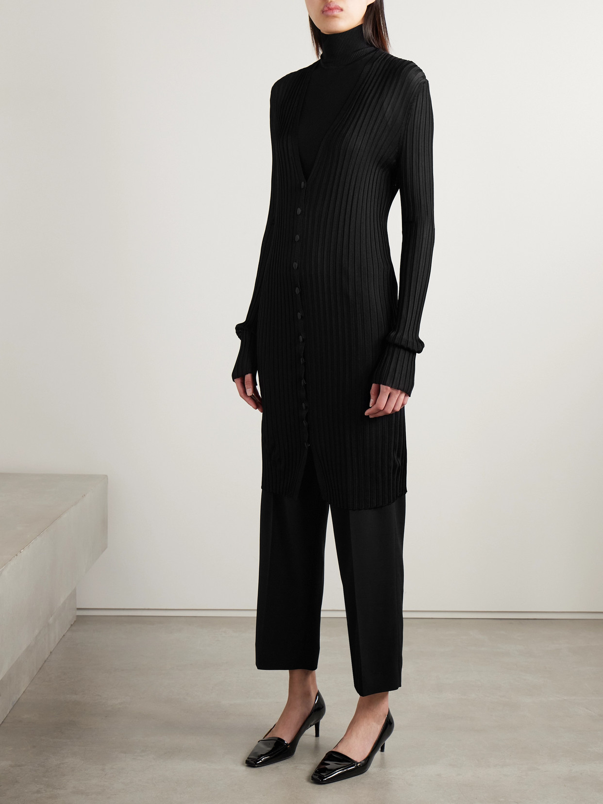 Khaite Ramon Wide Rib V-neck Long Cardigan In Black