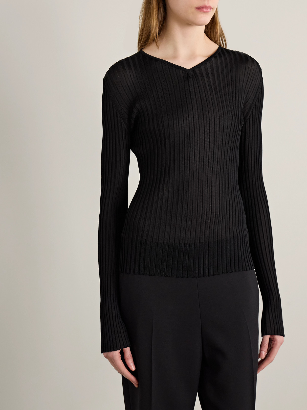 Khaite Tia Ribbed-knit Top In Black