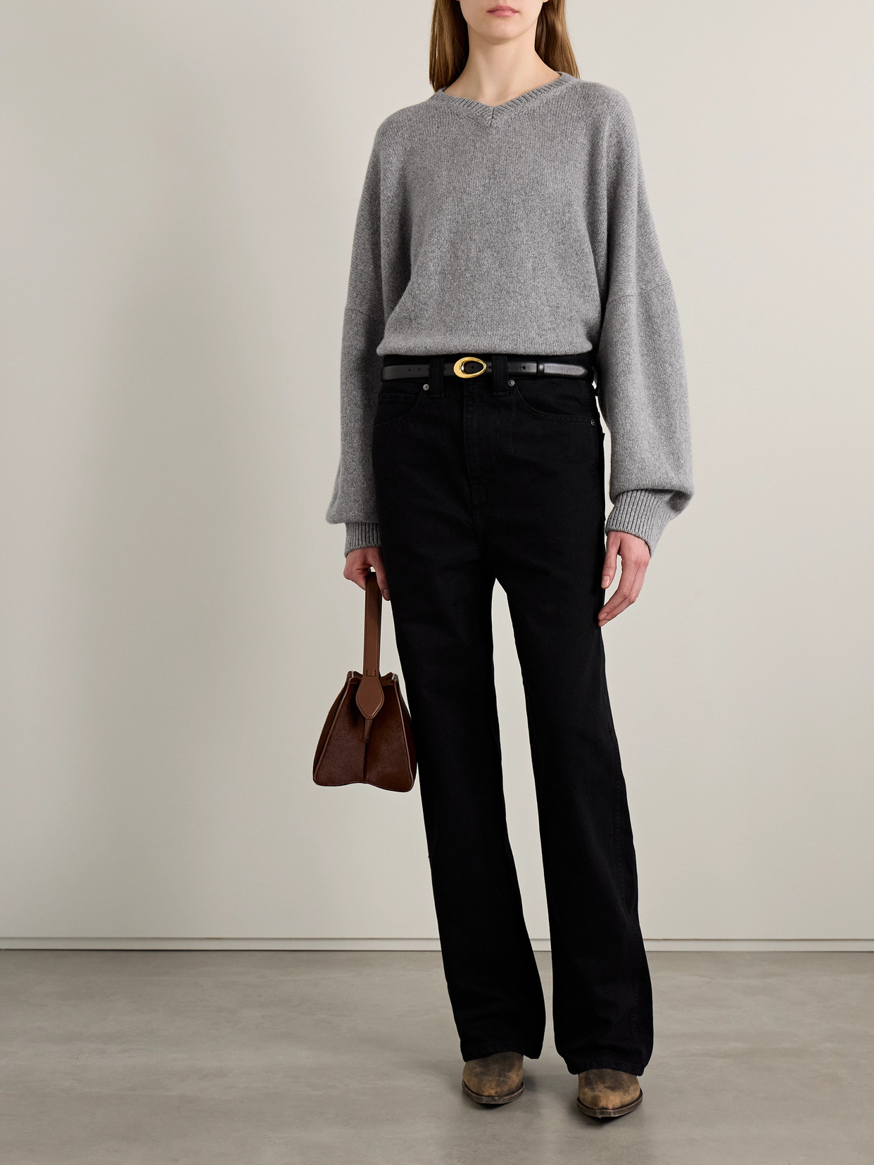Khaite Wolfe Oversized Cashmere Sweater In Gray