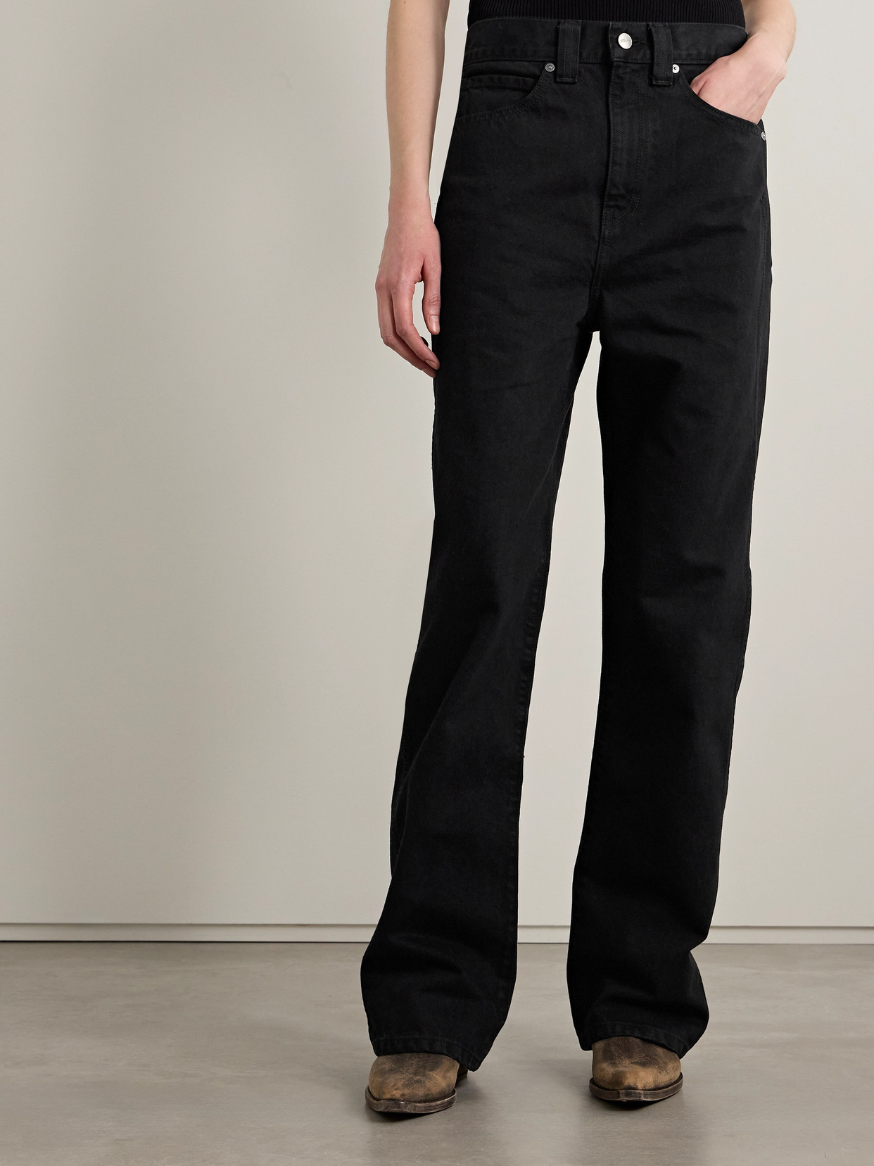 Khaite Bonnie Mid-rise Boyfriend Jeans In Black
