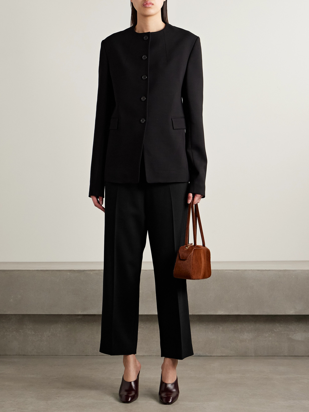 Khaite Callen Crepe Straight-leg Pants In Black