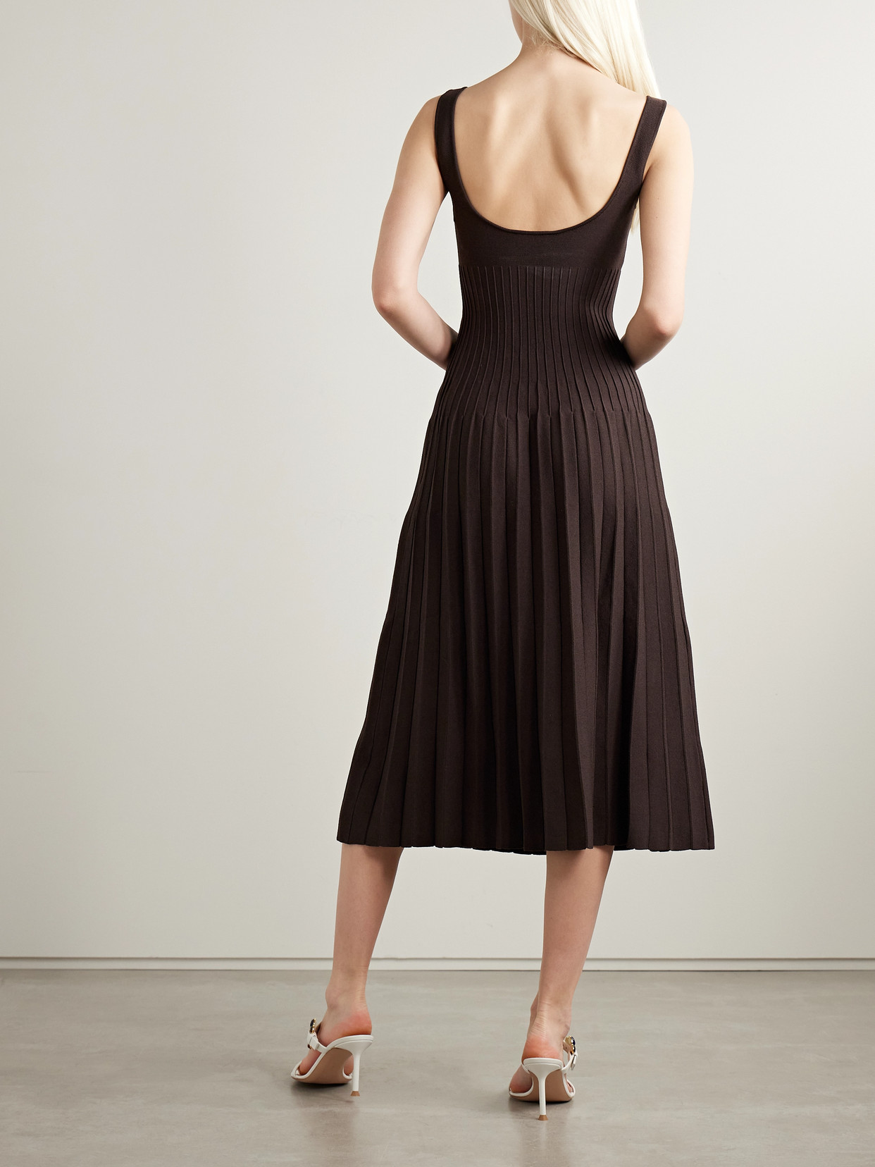 Staud Ellison Pleated Ribbed-knit Midi Dress In Brown