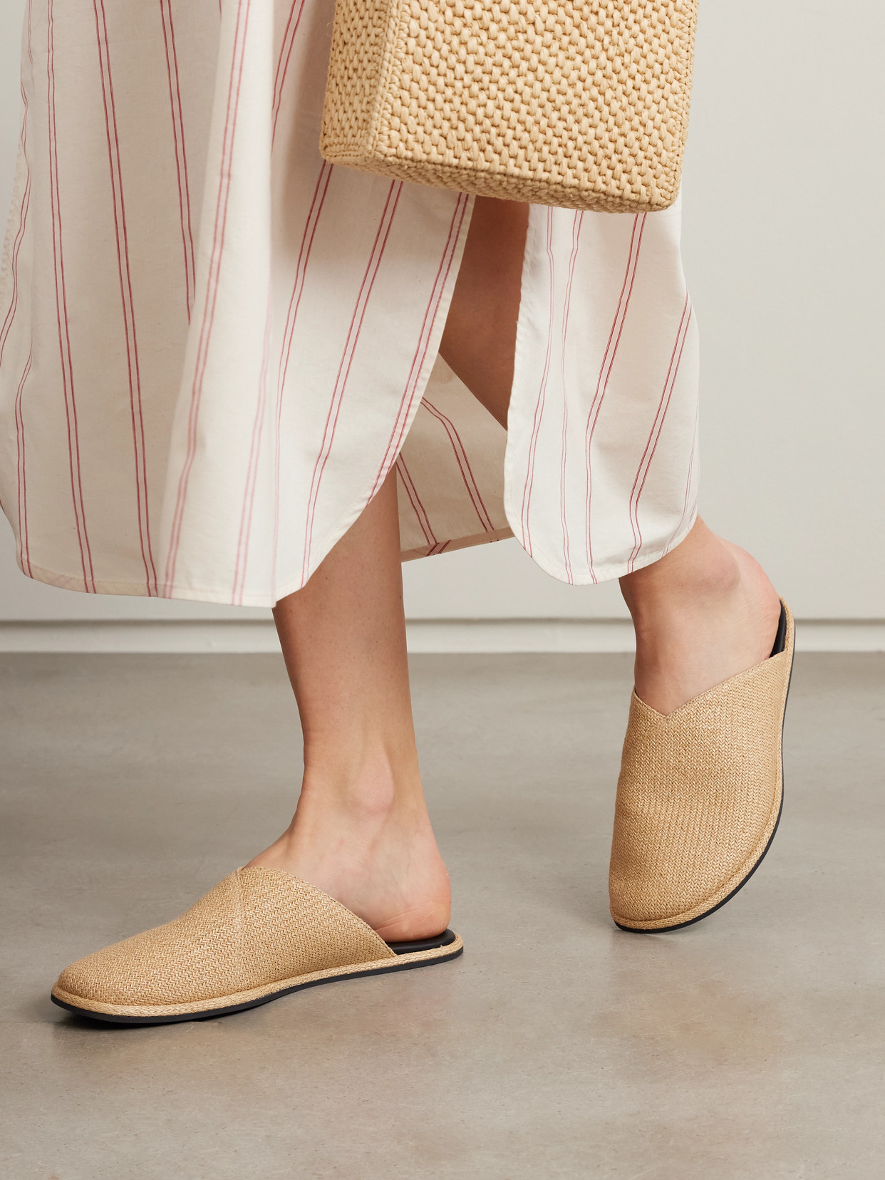 Neous Raffia Atik Slides