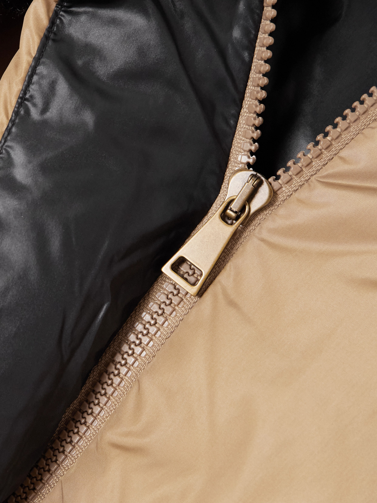 Castelnou Appliquéd Hooded Fleece-Trimmed Shell Down Jacket