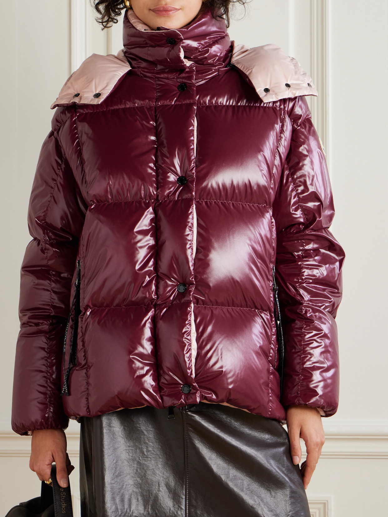 Moncler Parana Hooded Short Down Jacket In Shiny Nylon Clothing In Pink