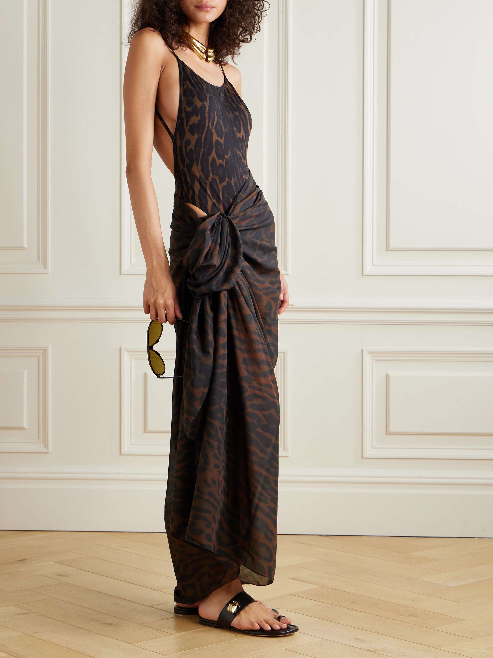 TOM FORD 