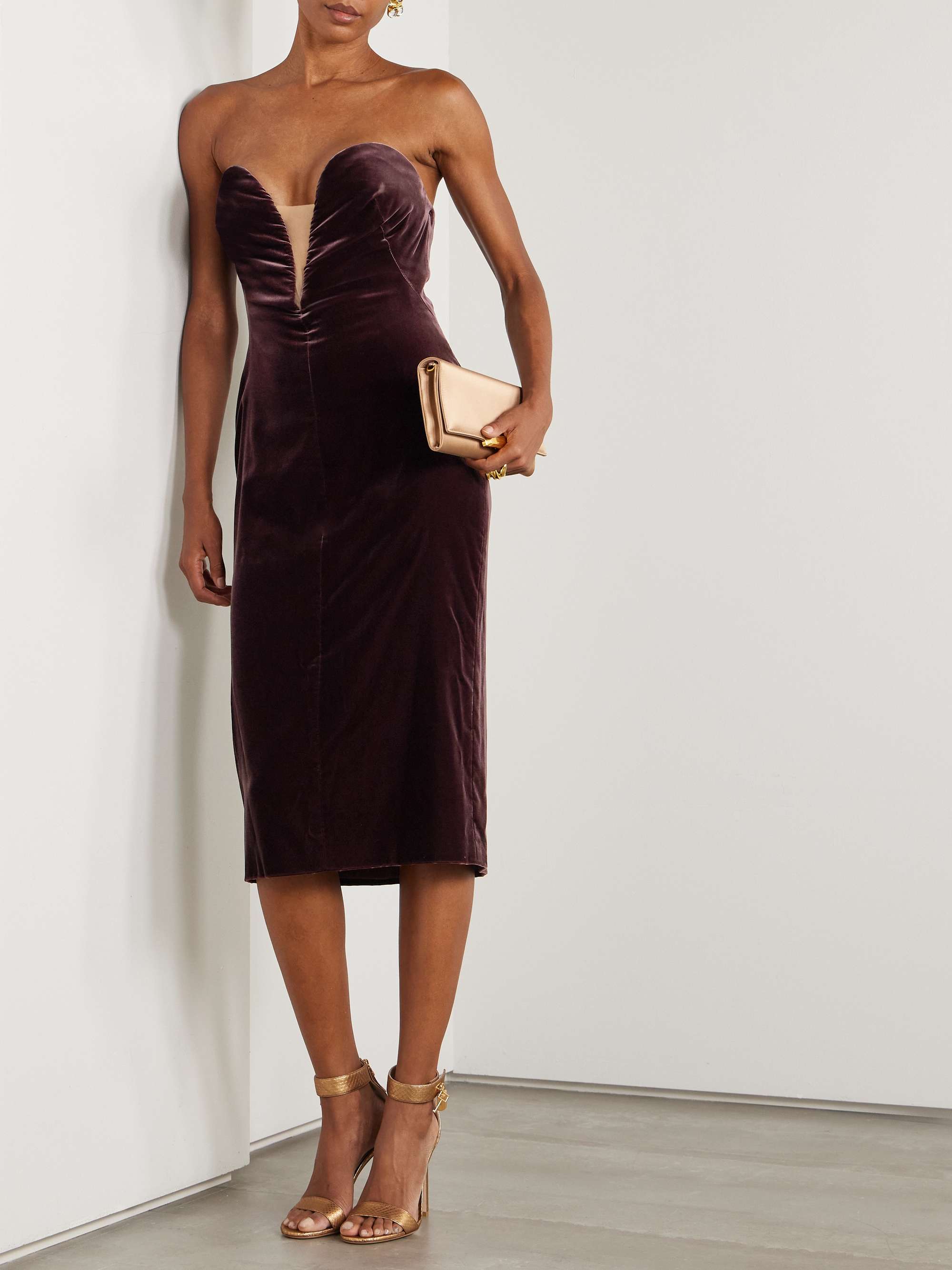 TOM FORD 