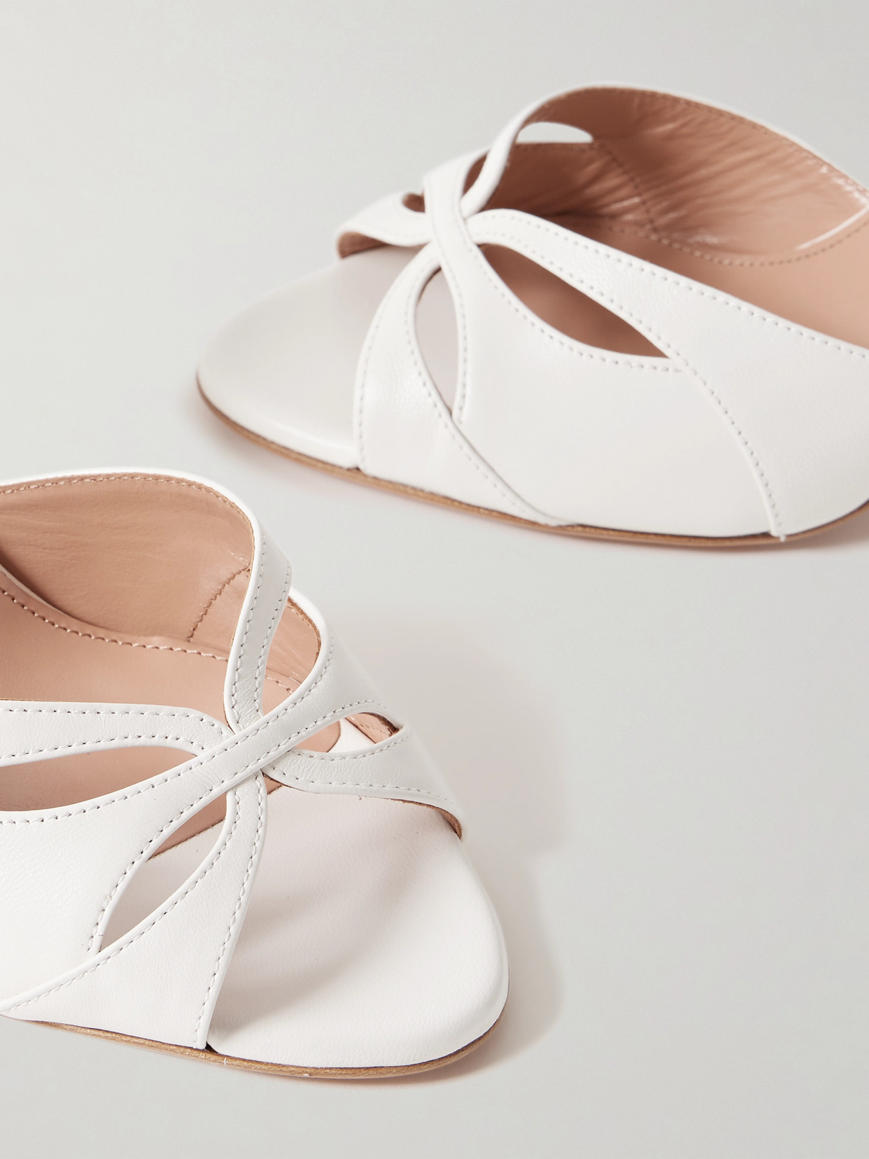 Moves 85 Sandals