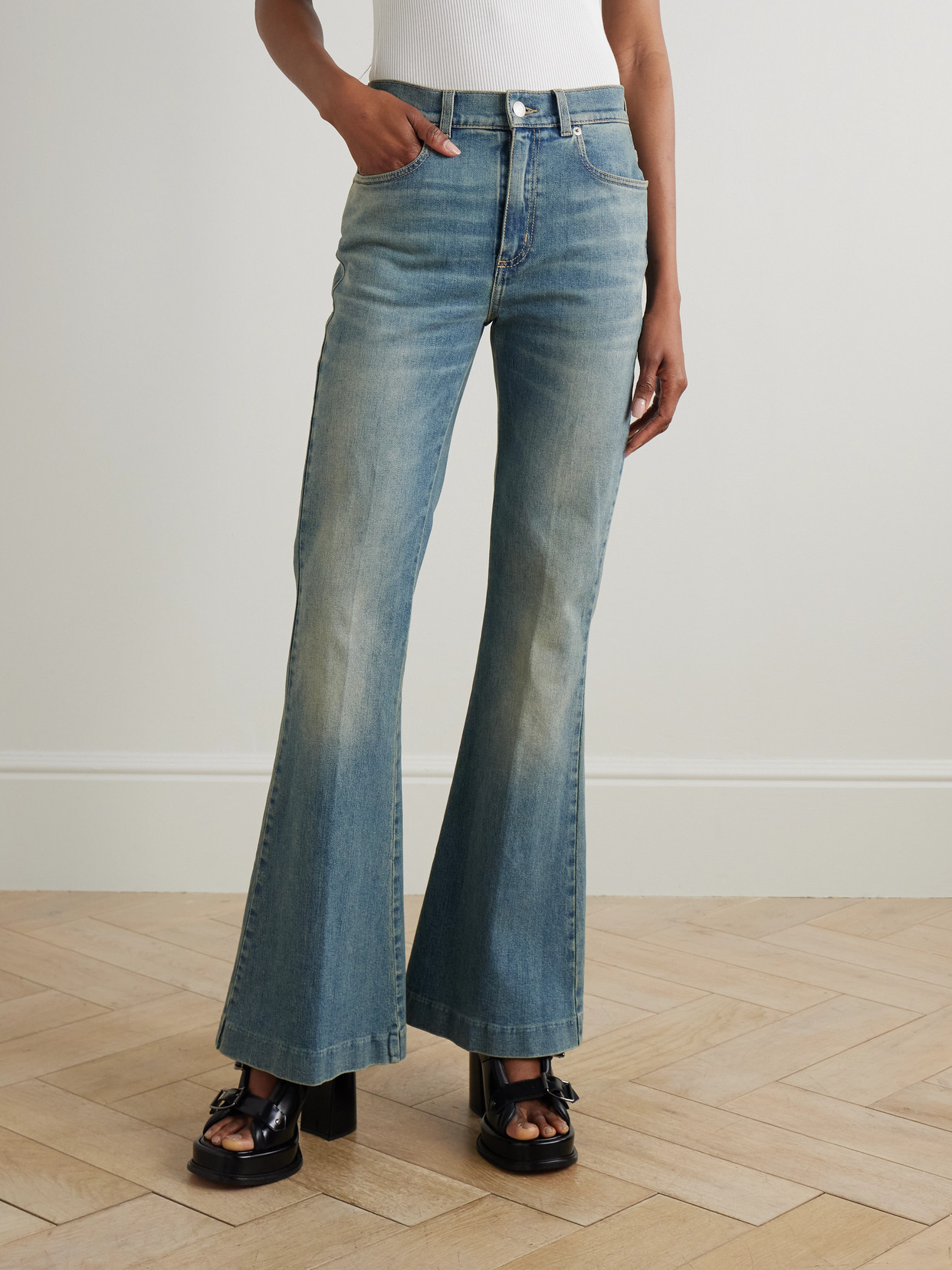 Alexander Mcqueen High-rise Boot-cut Jeans In Blue