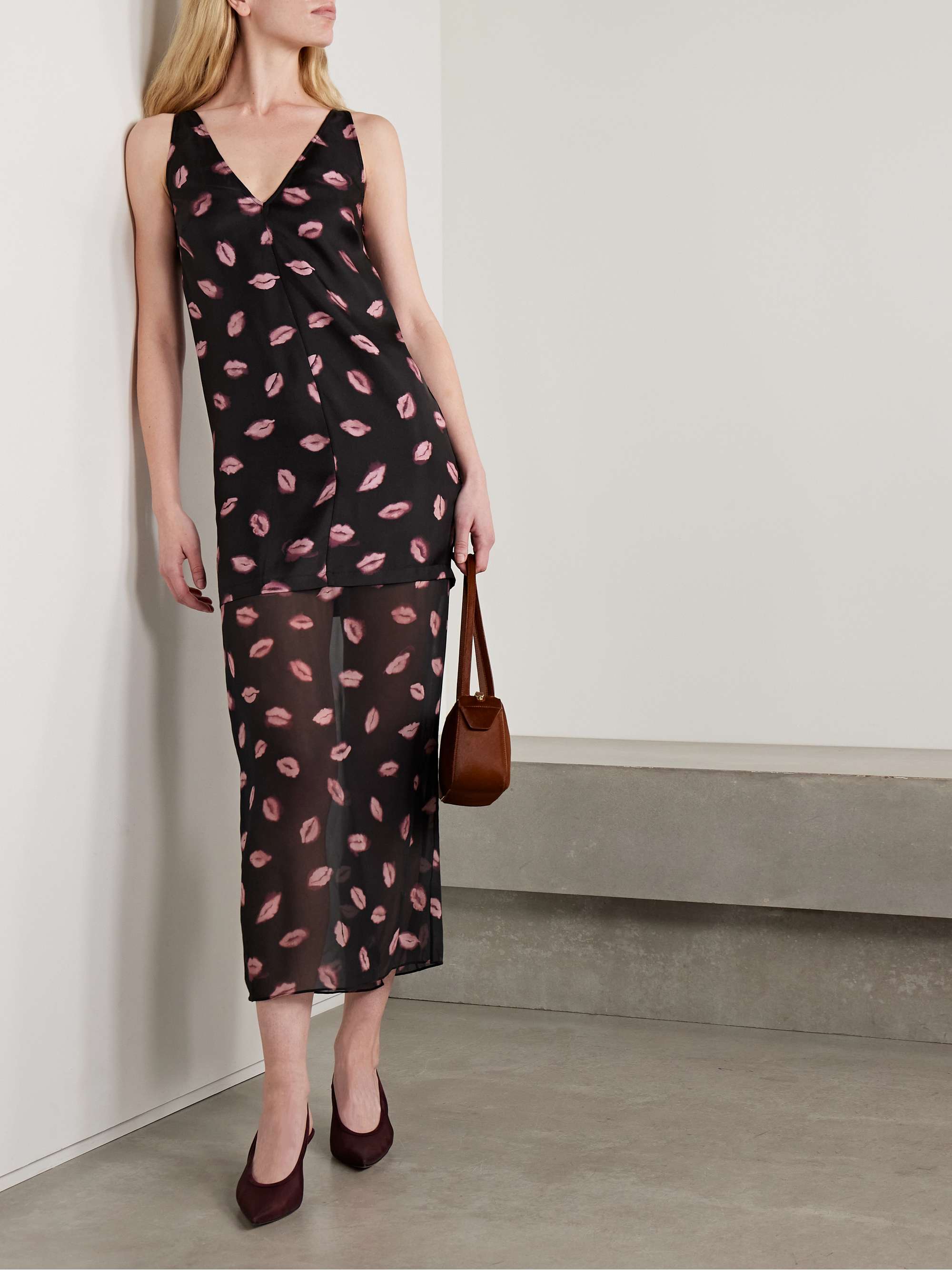 ALTUZARRA 