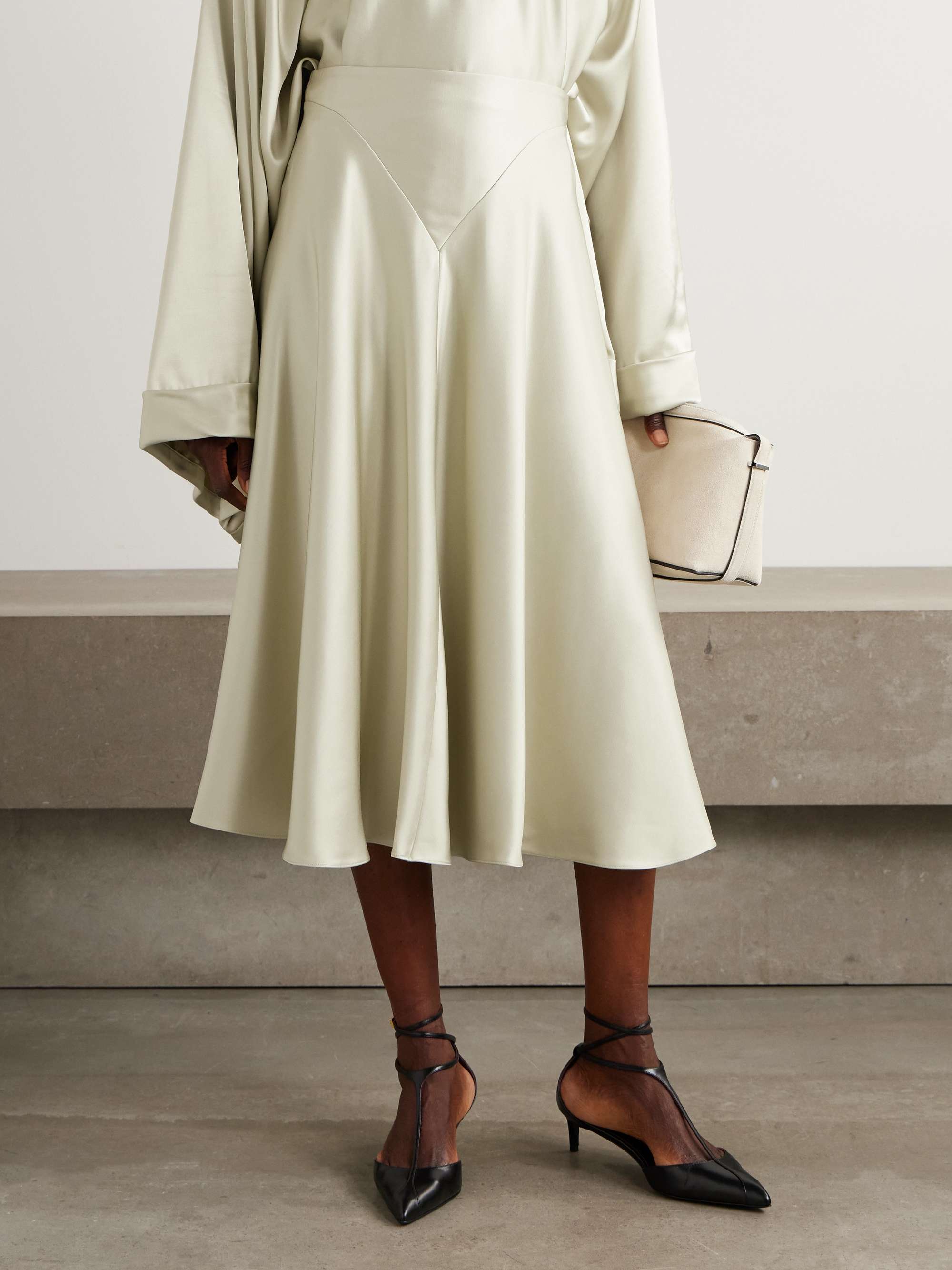 ALTUZARRA 