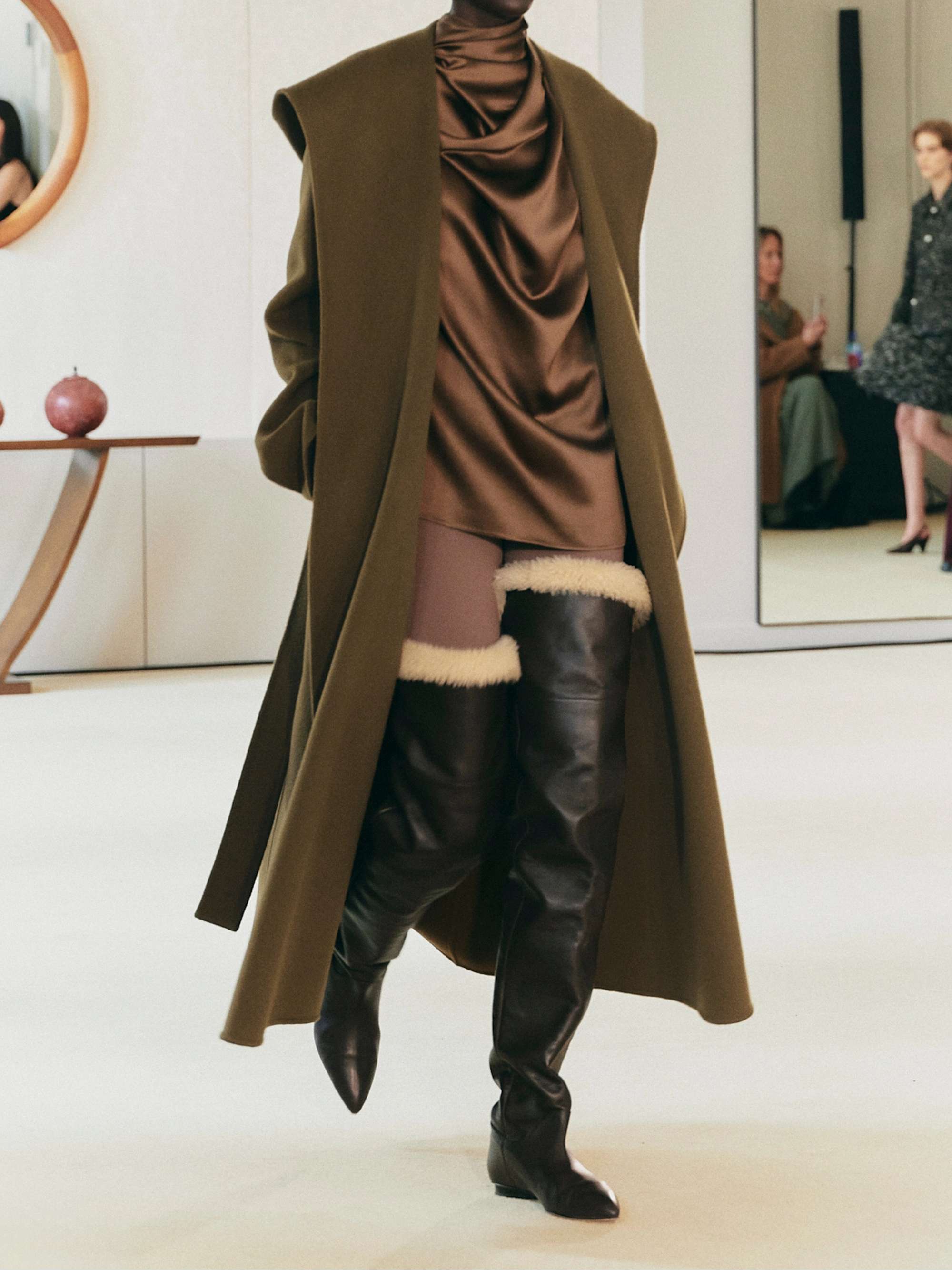 ALTUZARRA 