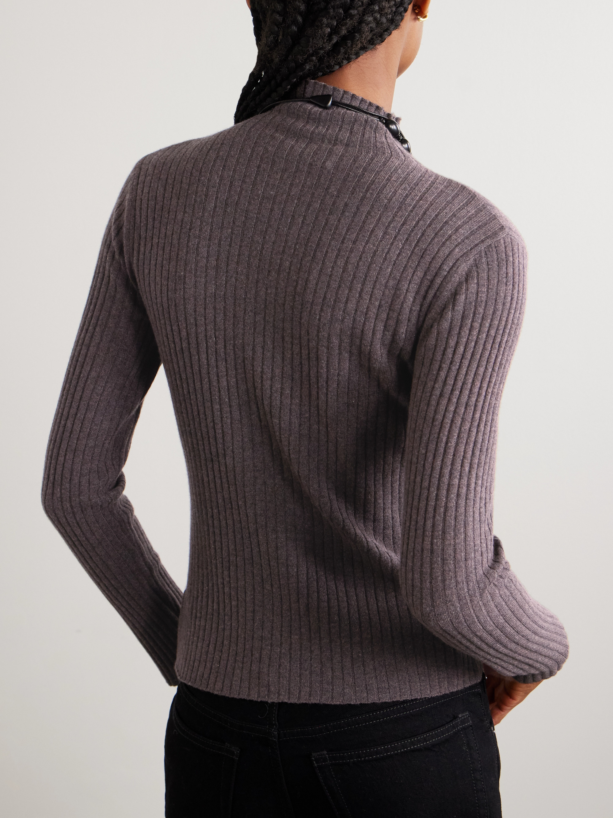 arch4 Ariana ribbed turtleneck cashmere sweater