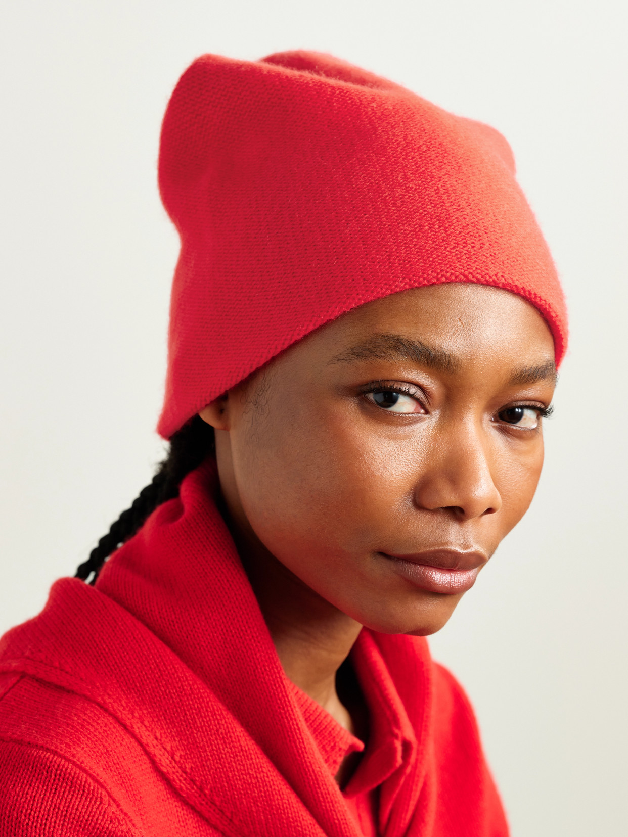 Arch4 Clara Cashmere Beanie In Red