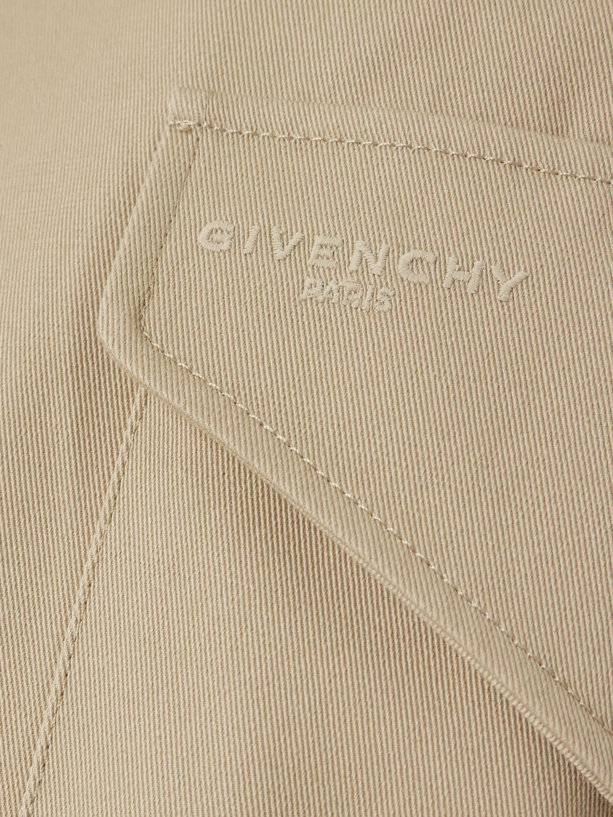 GIVENCHY 