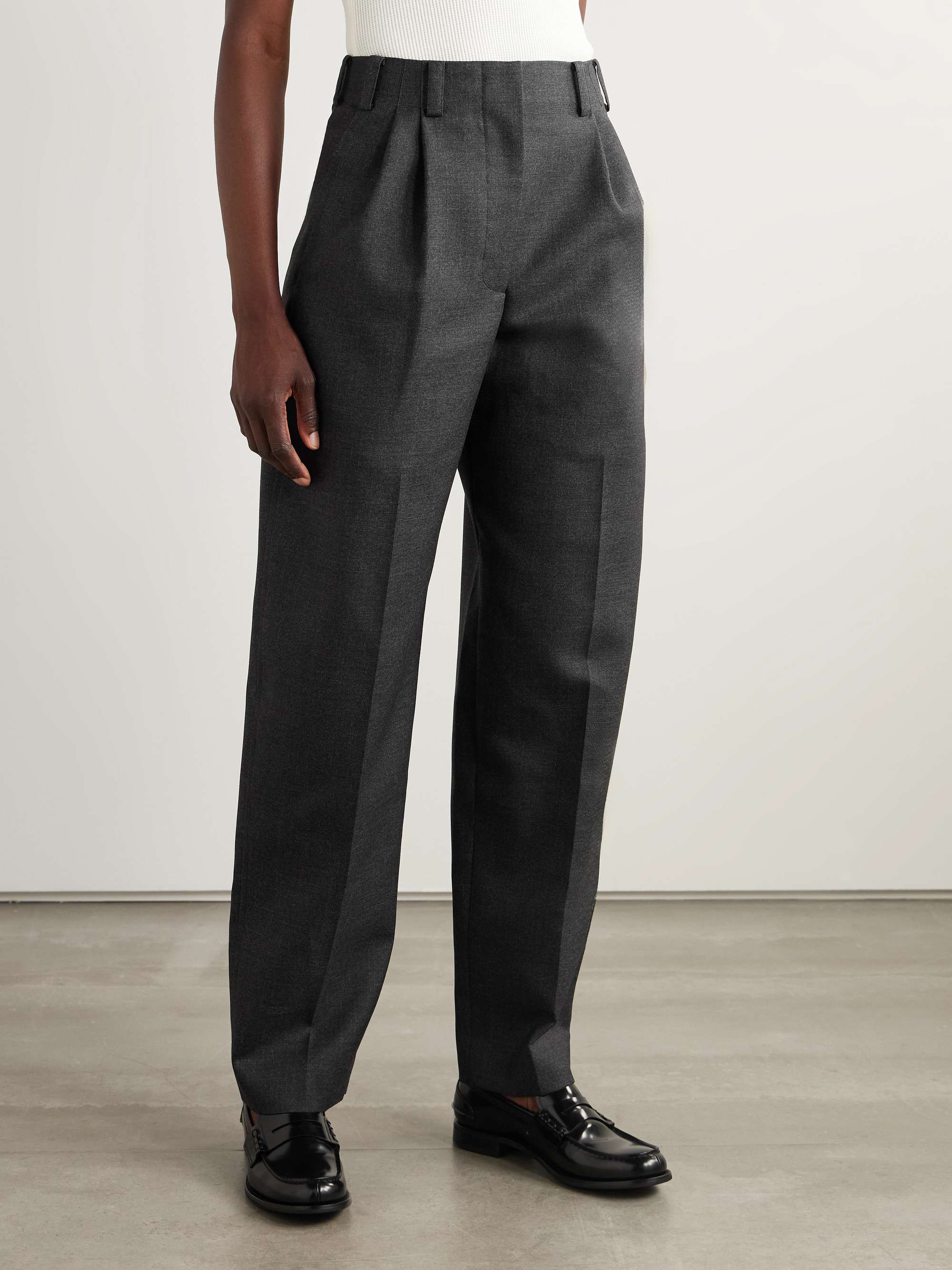 GIVENCHY 