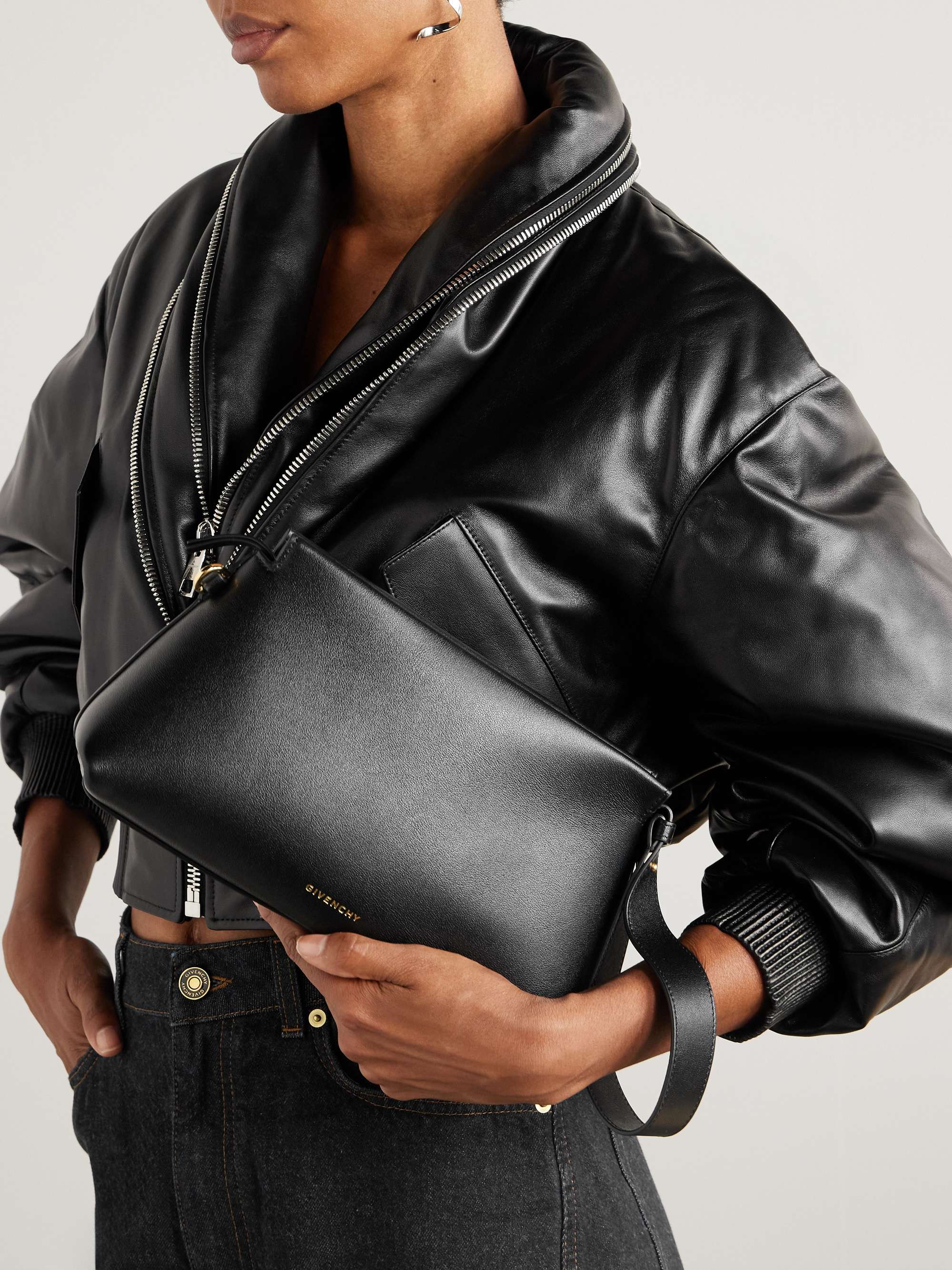GIVENCHY 
