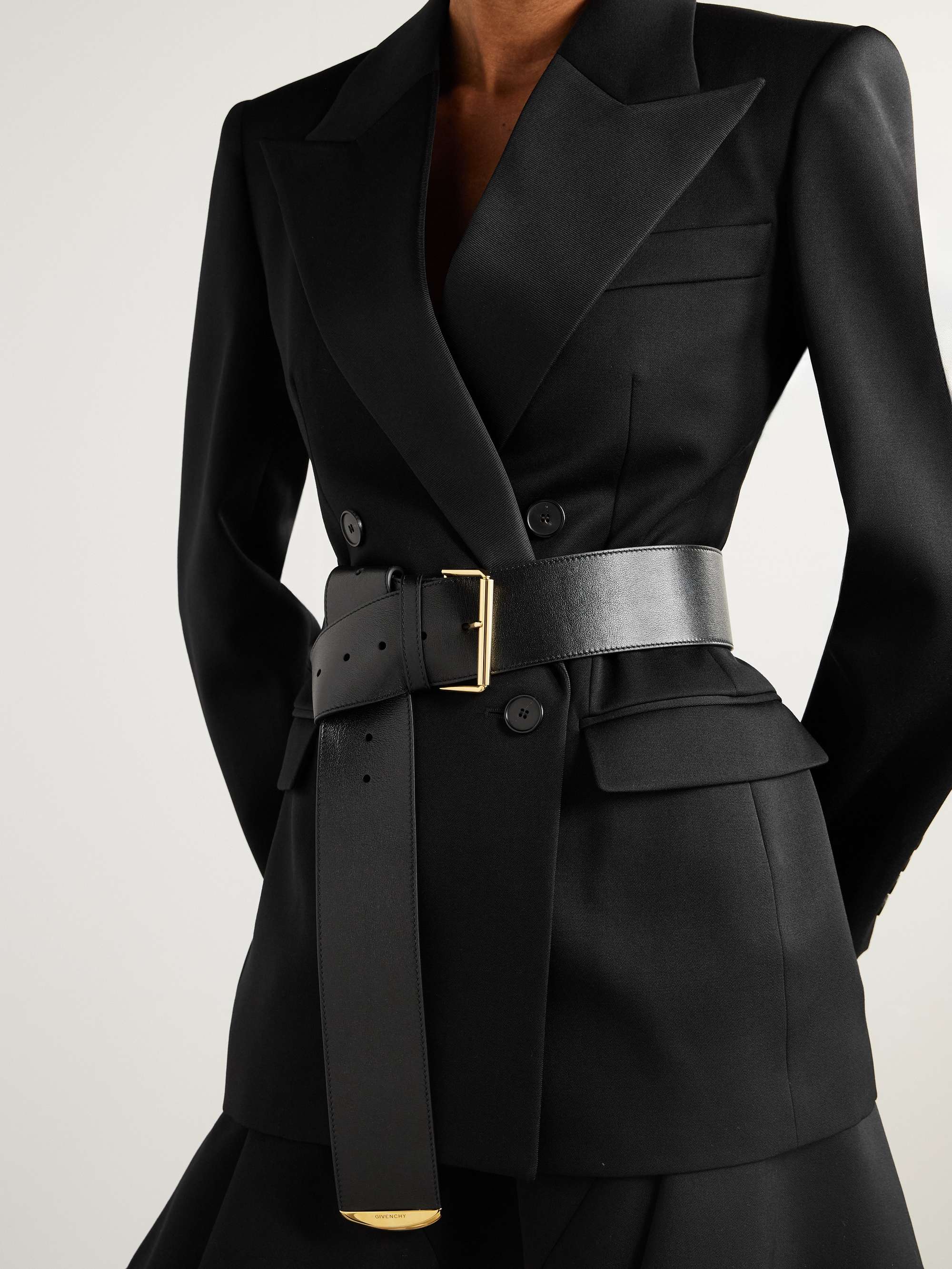 GIVENCHY 