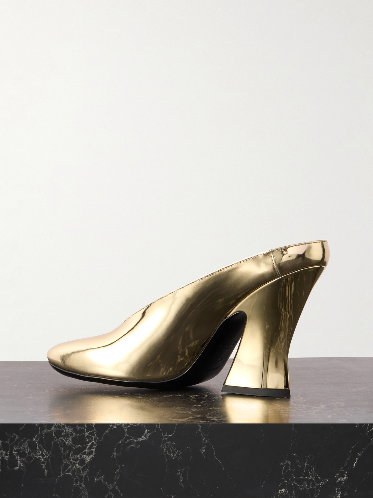 Givenchy Sculpted Heeled Mules In Mirror Effect Leather In Gold