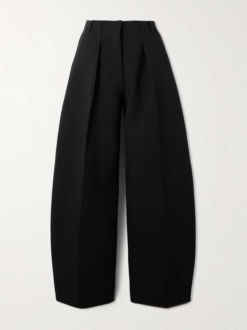 Jacquemus The Ovalo Pleated Crepe Pants