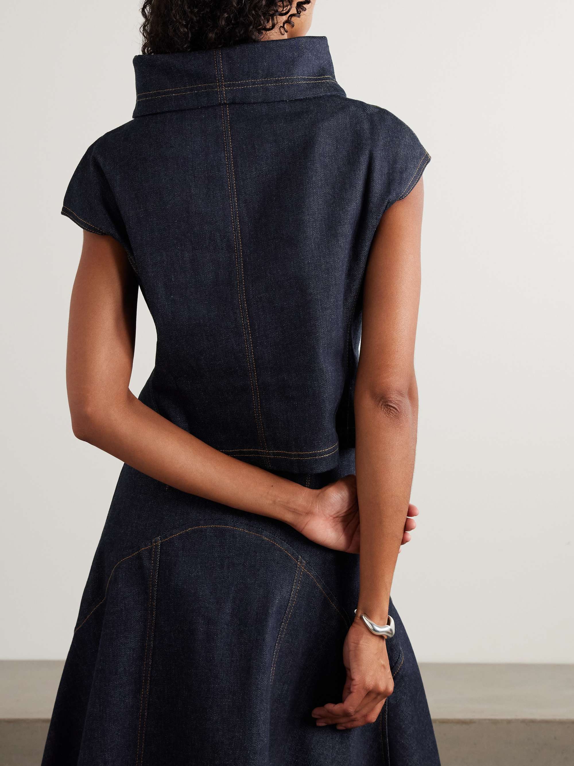 JACQUEMUS 