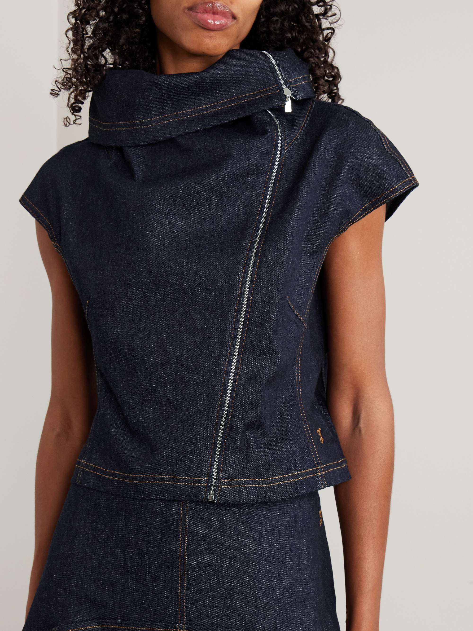 JACQUEMUS 