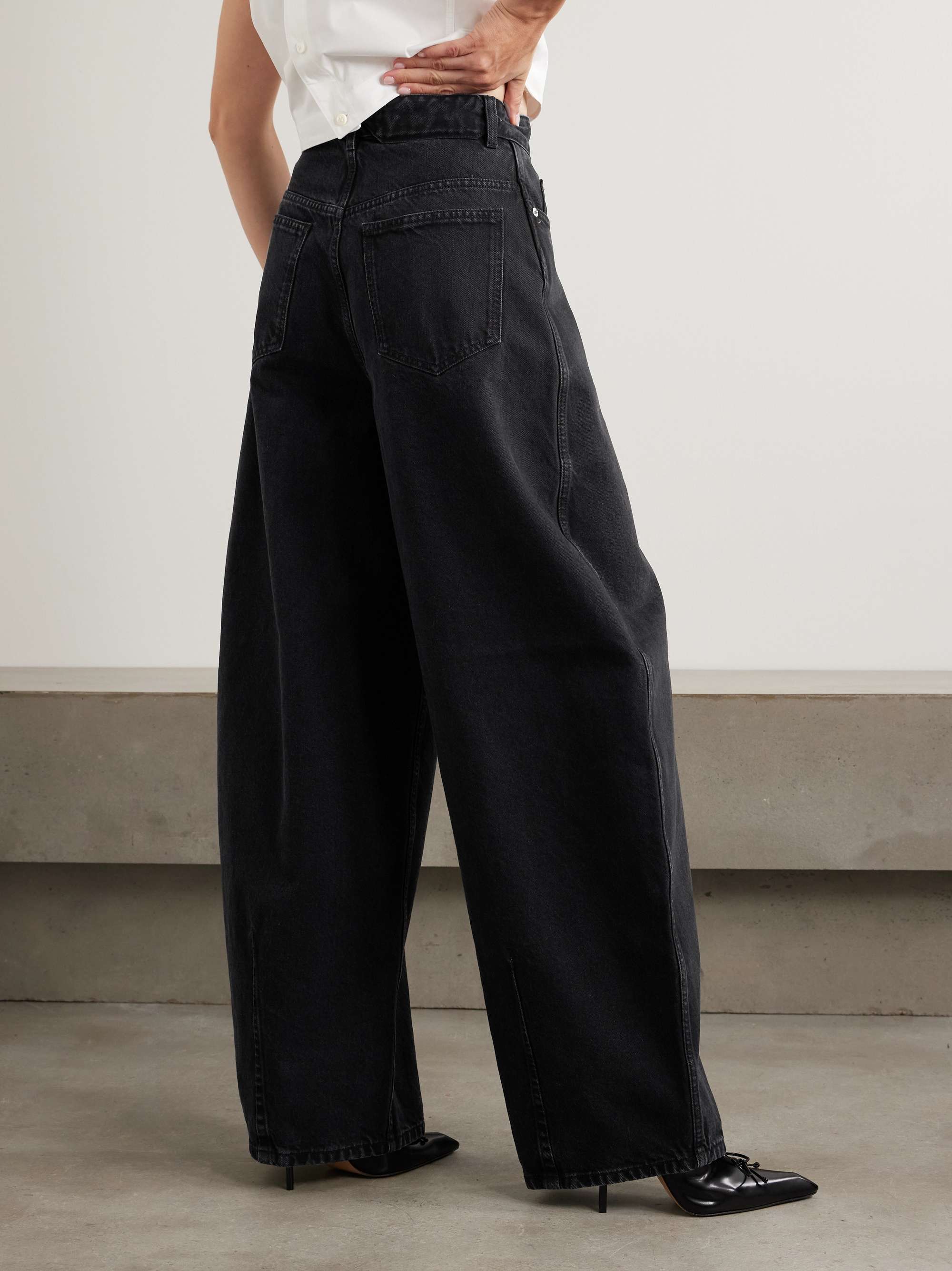 JACQUEMUS 