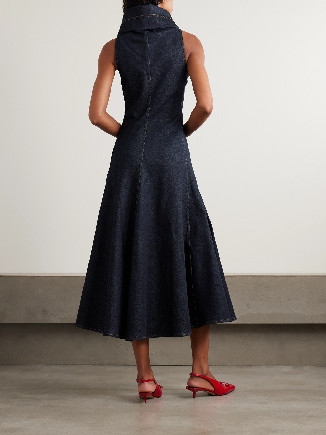 Jacquemus Sleeveless Flared Day Dress In Blue