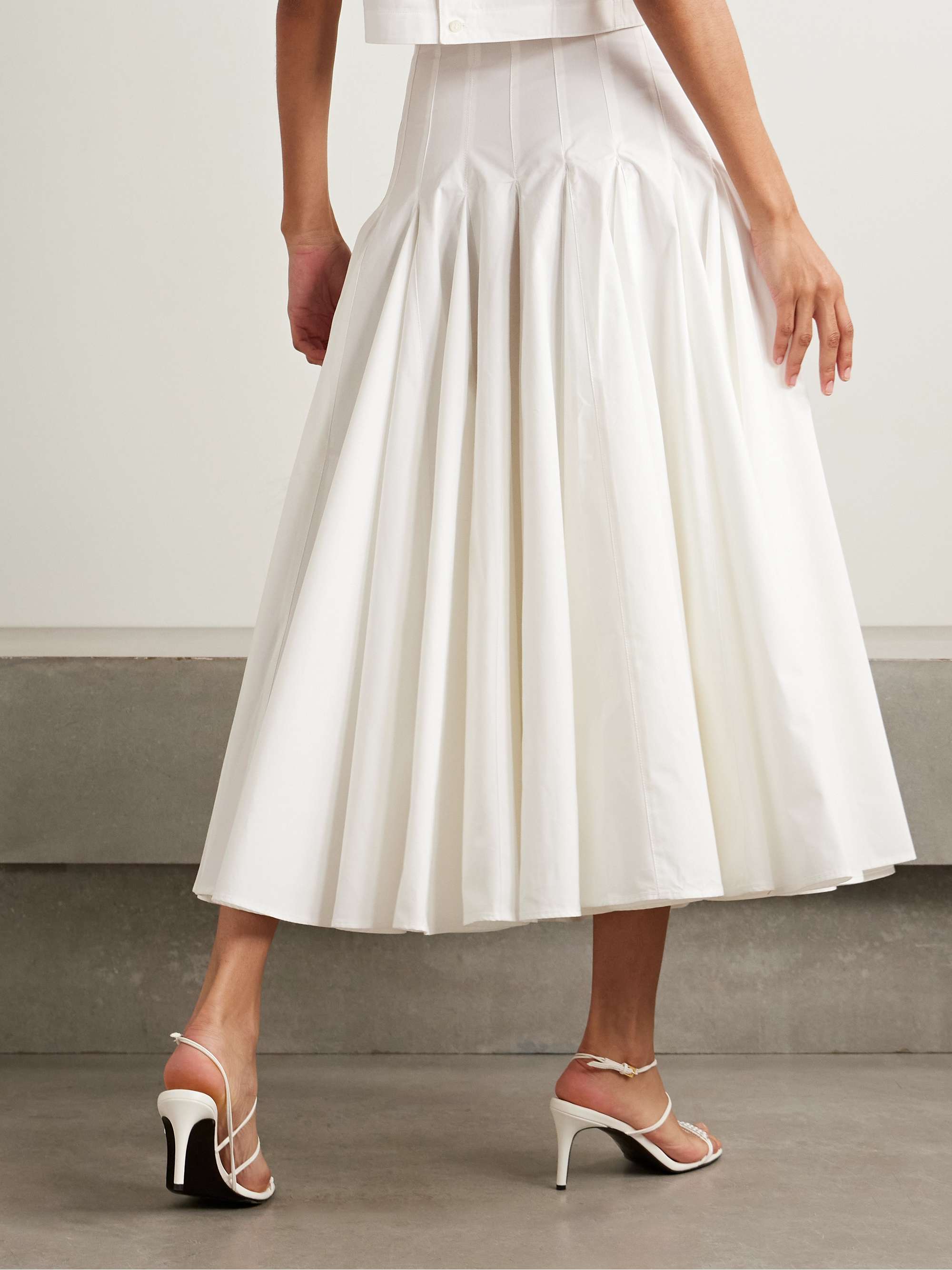 JACQUEMUS 