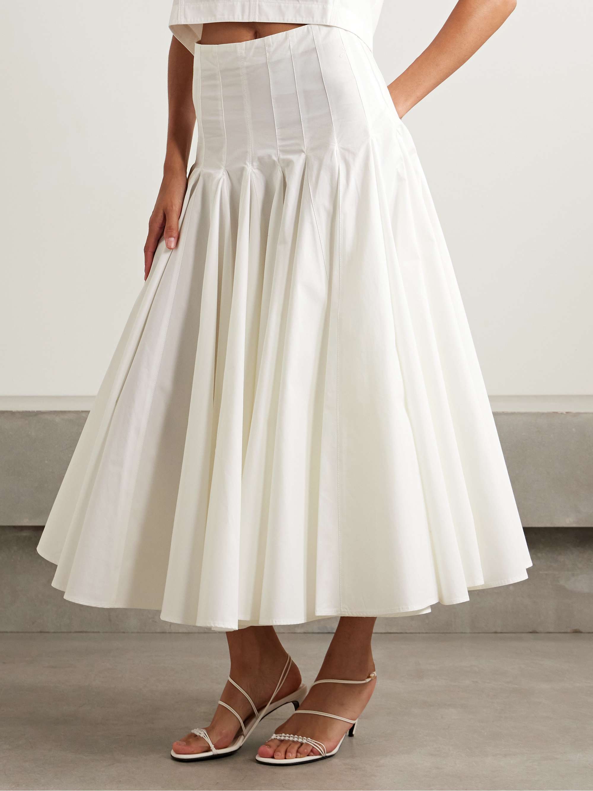 JACQUEMUS 