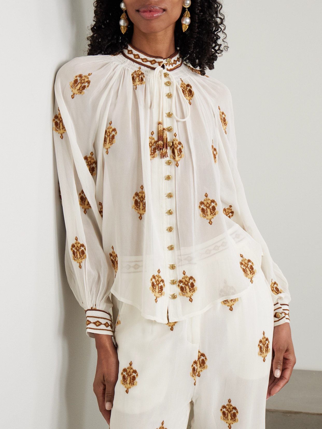 FARM RIO ANCHOR TAPESTRY GATHERED EMBROIDERED GEORGETTE BLOUSE