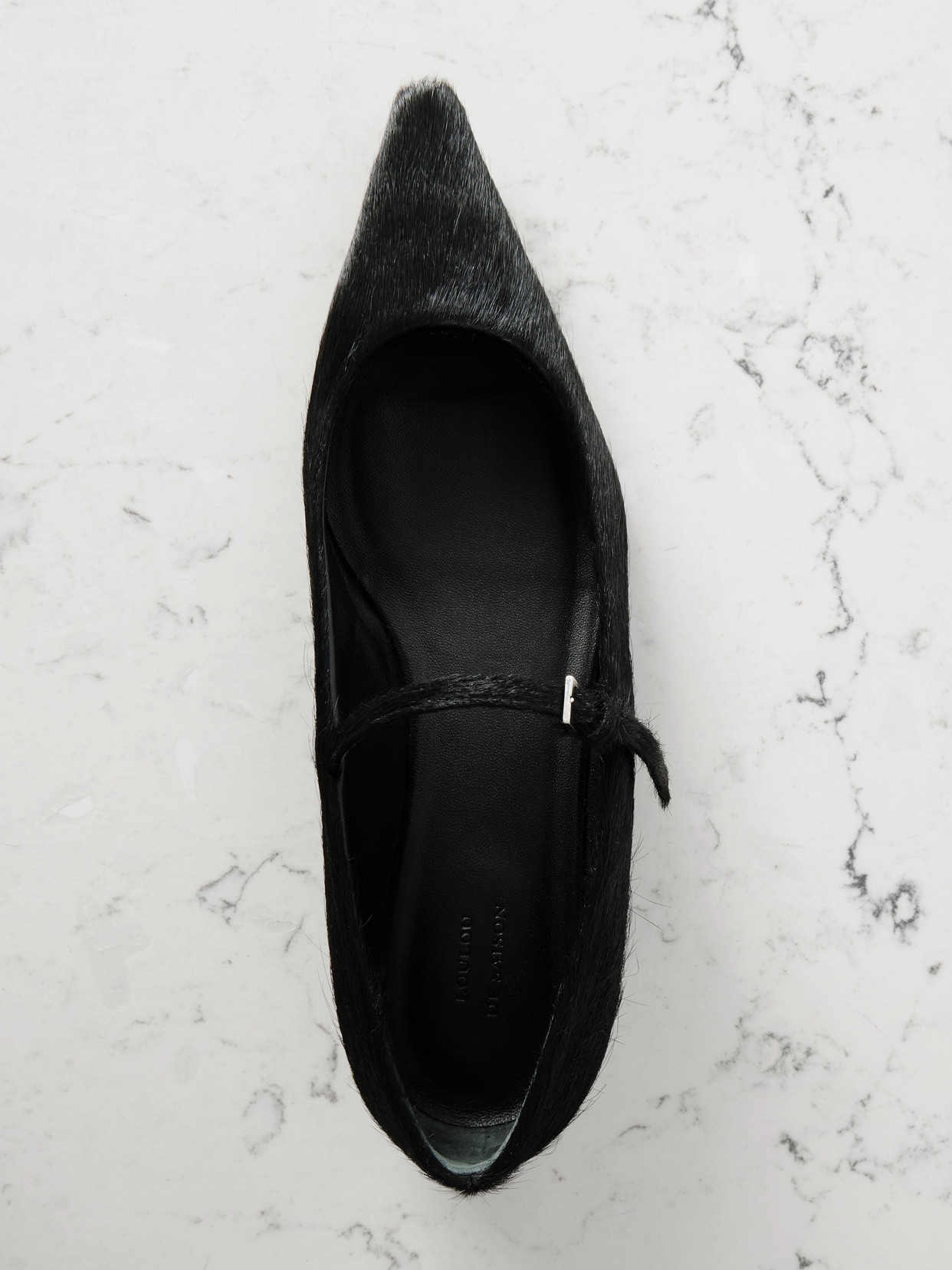 Leone Flats