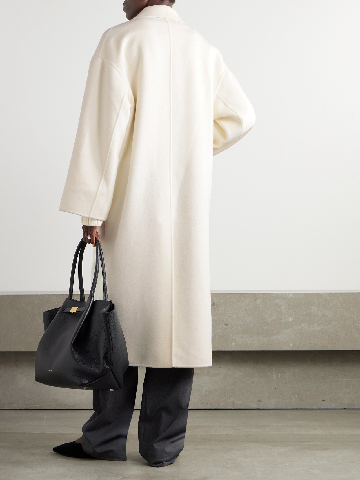 Loulou De Saison Borneo Double-breasted Wool And Cashmere-blend Coat In White