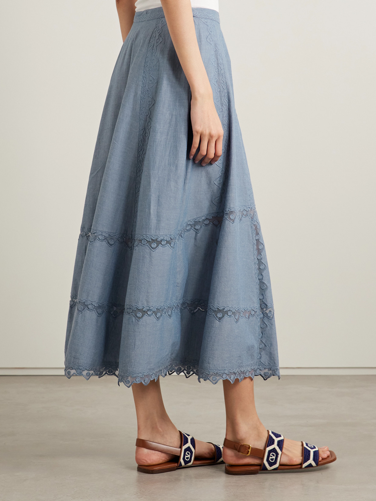 Ulla Johnson Lucia Embroidered Mesh-trimmed Cotton-chambray Midi Skirt In Blue