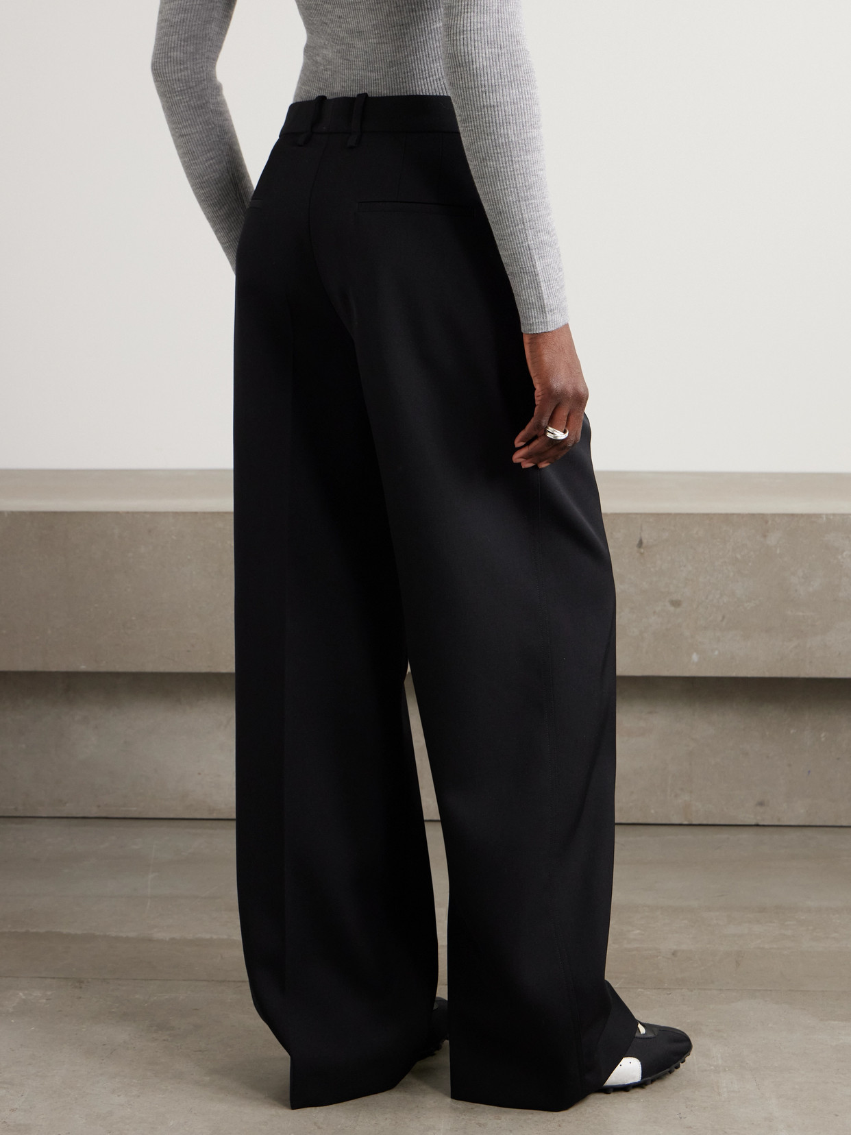 Jil Sander Wool-gabardine Pants In Black