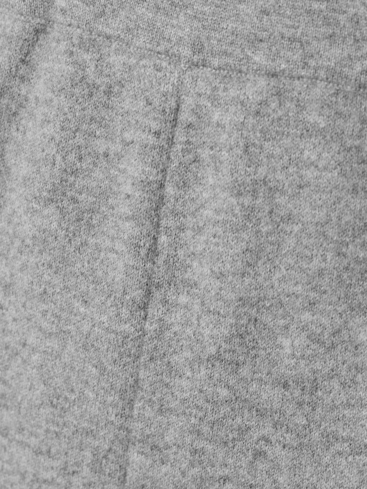 The Row Liyana Cashmere Tapered Track Pants In Gray