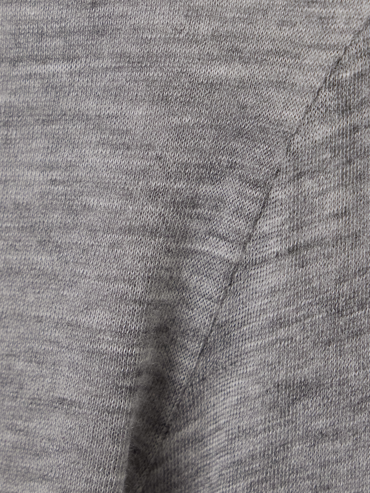 The Row Iverness Cashmere Top In Gray
