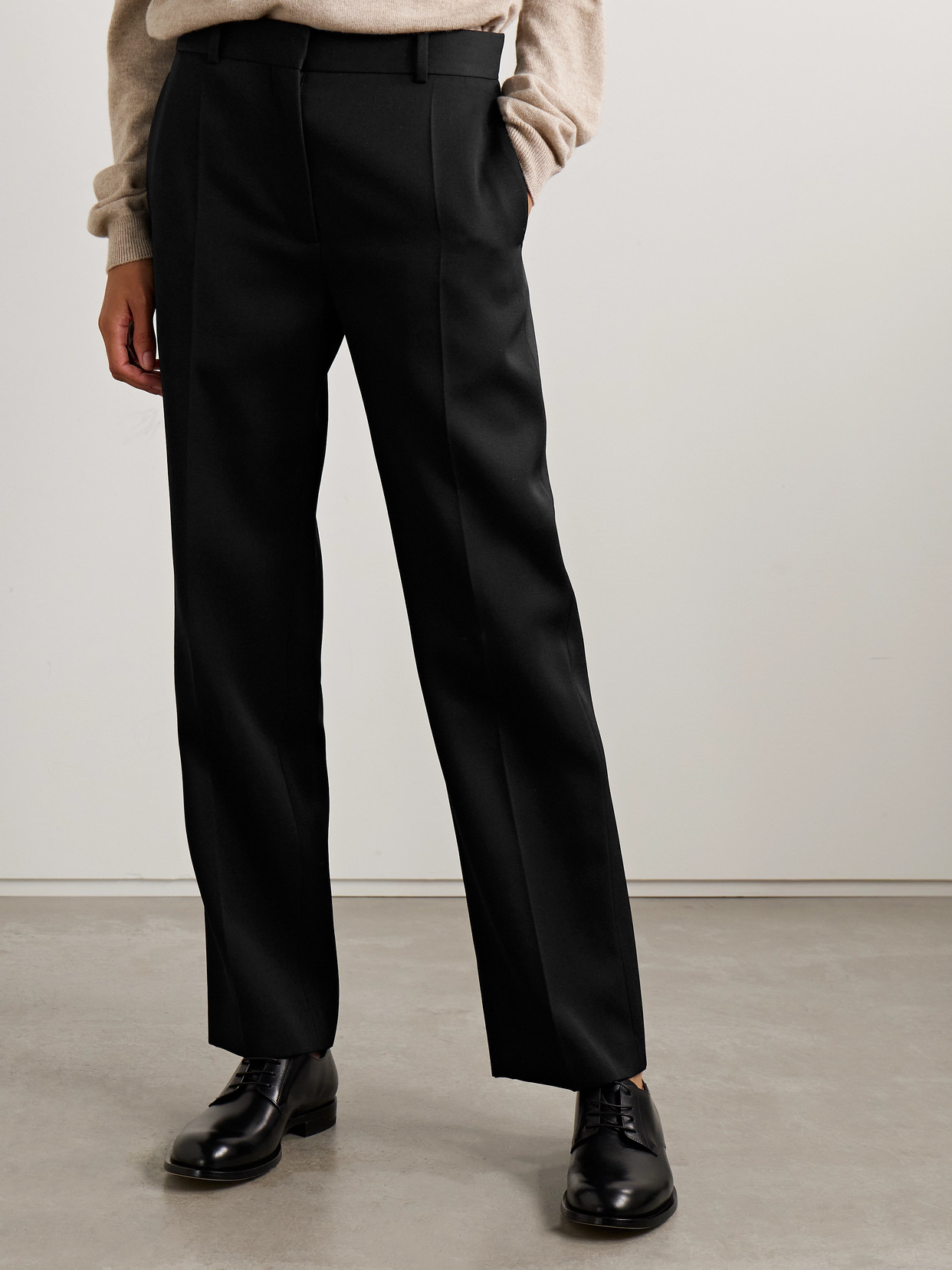 The Row Relian Pleated Wool-gabardine Straight-leg Pants In Black