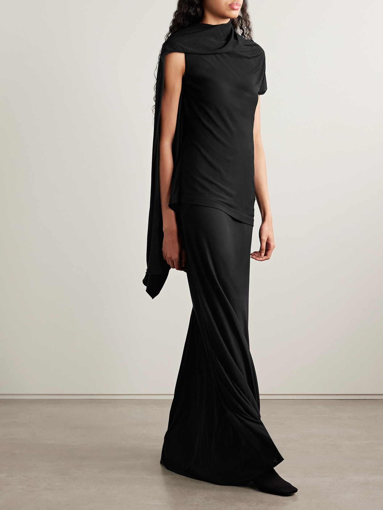 The Row Mirla Jersey Maxi Skirt In Black