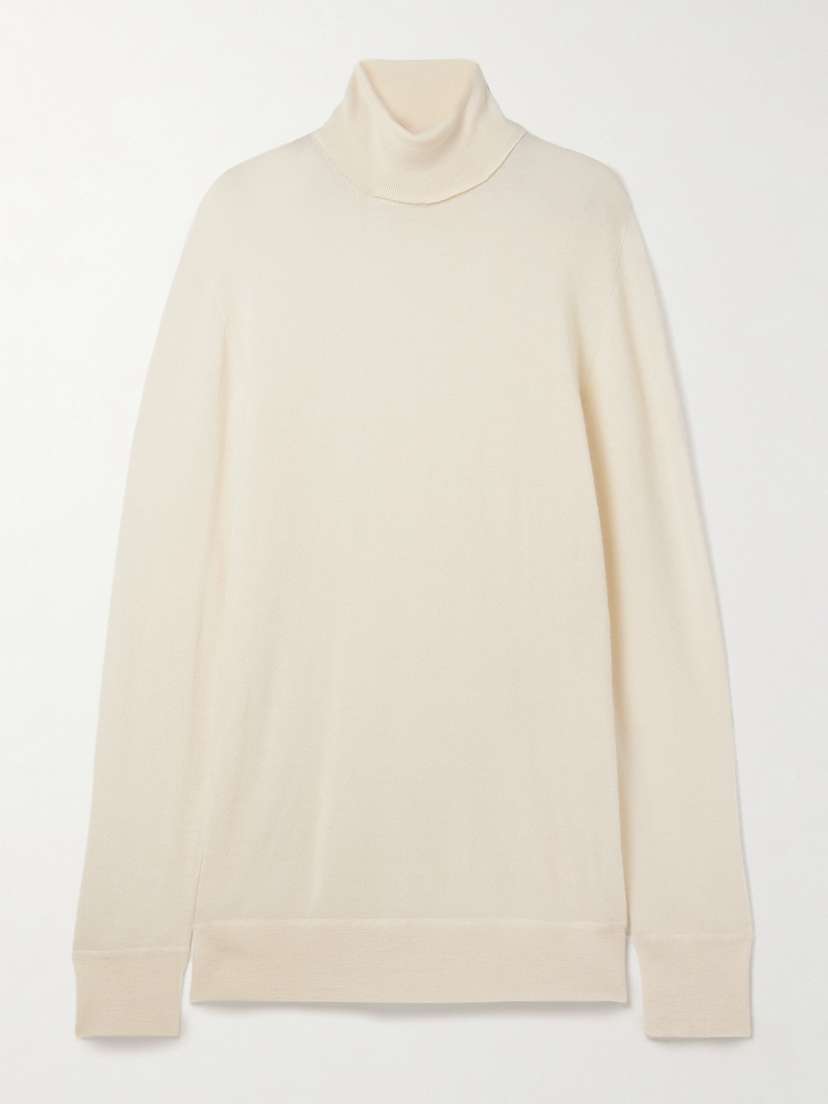 The Row Lizzy Oversized Cashmere Turtleneck Sweater