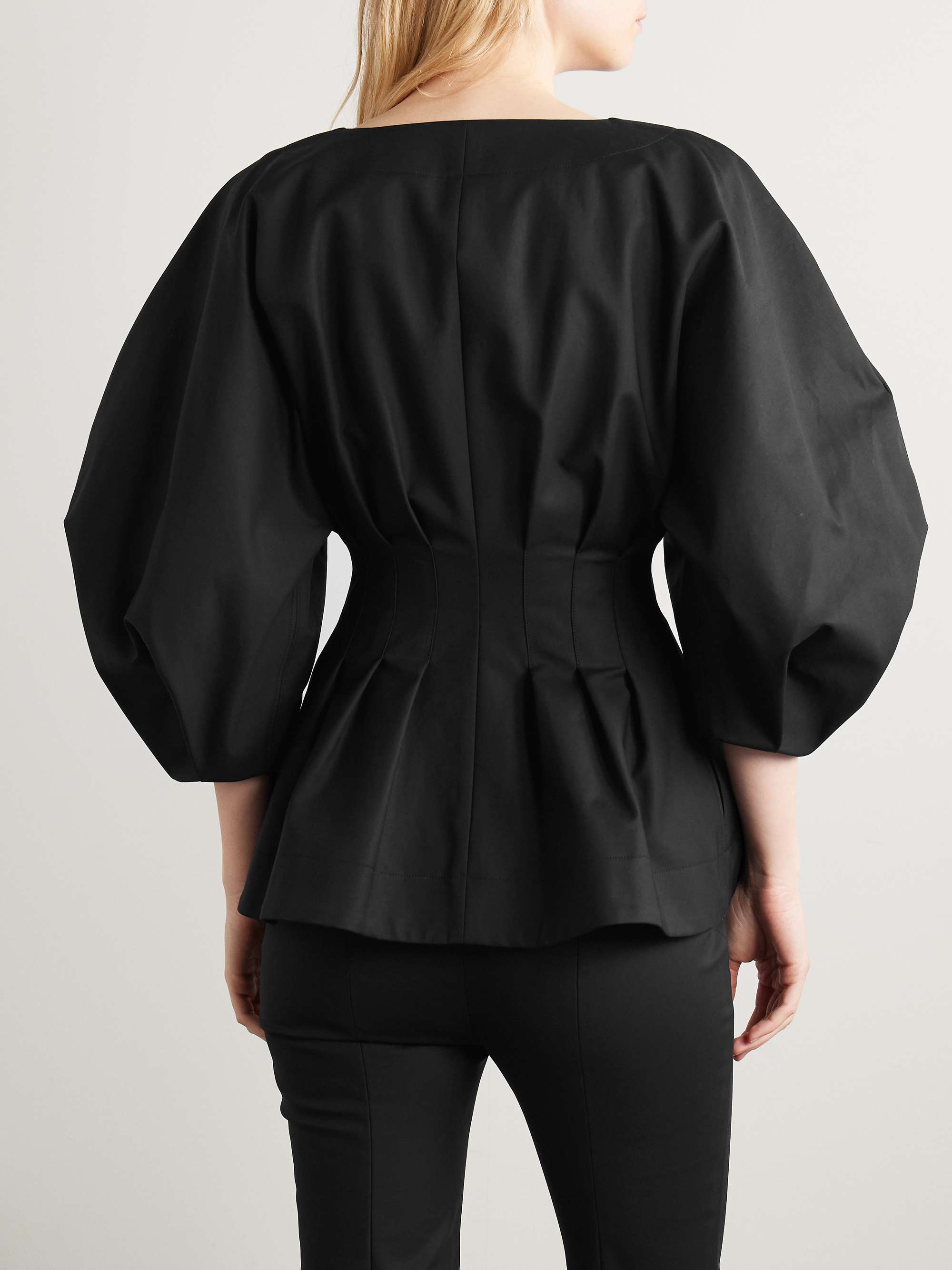 CAROLINA HERRERA 