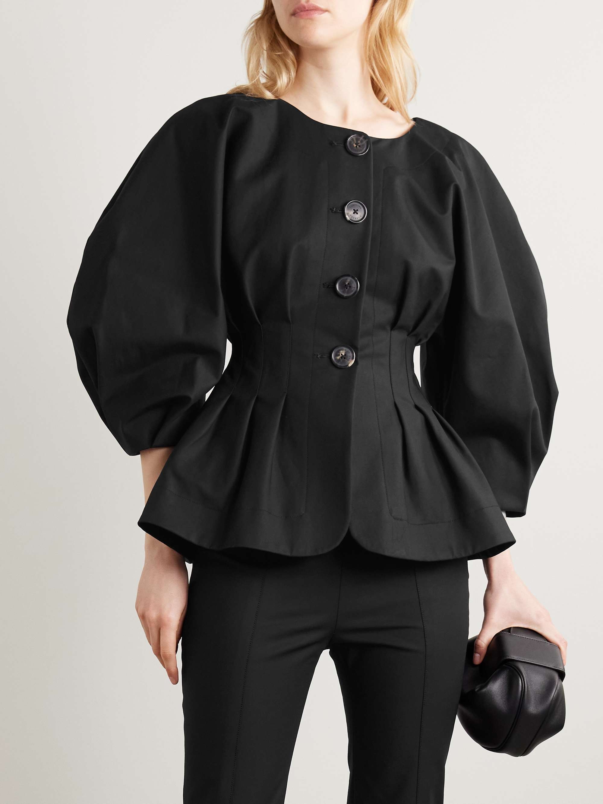 CAROLINA HERRERA 