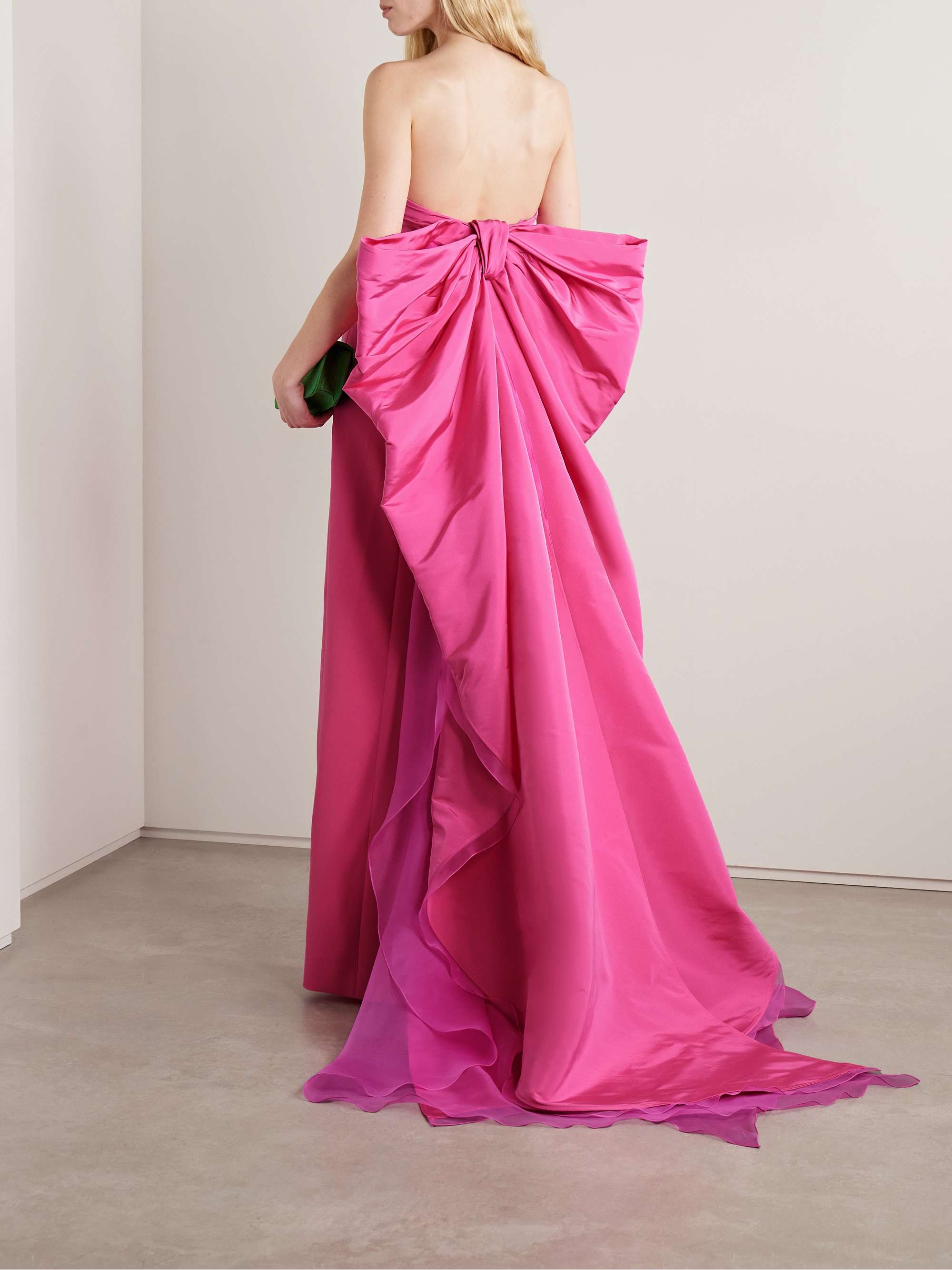 CAROLINA HERRERA 