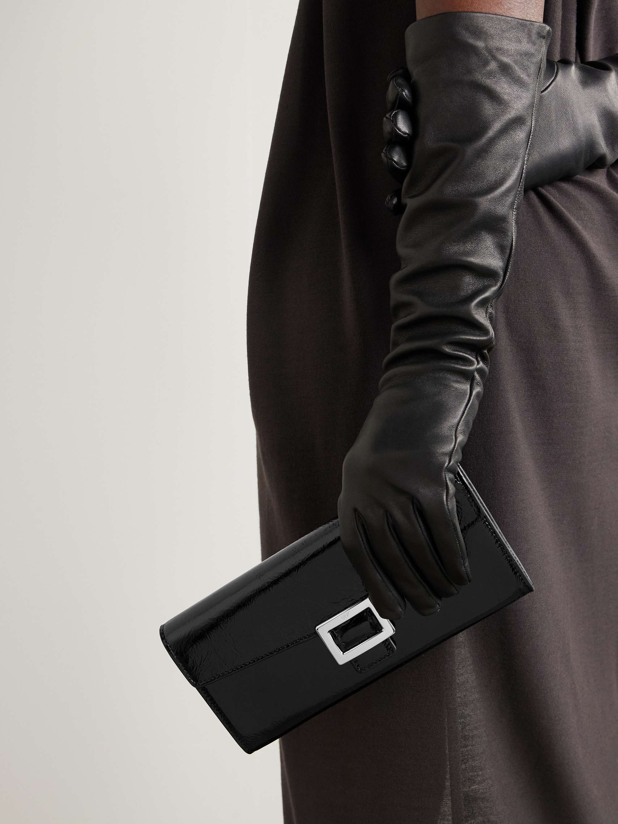ROGER VIVIER 